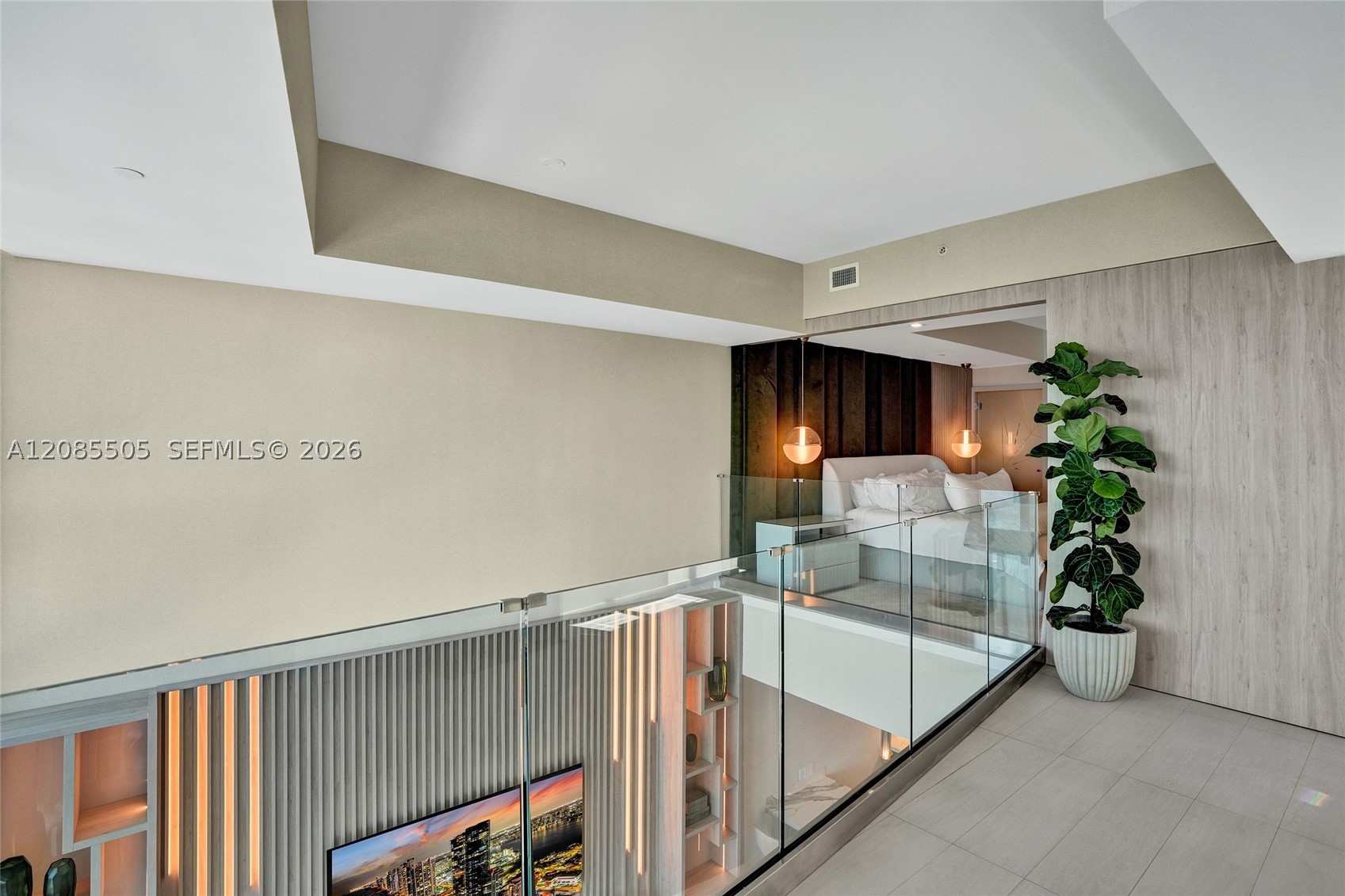 1100 Biscayne Blvd #6303, Miami FL 33132