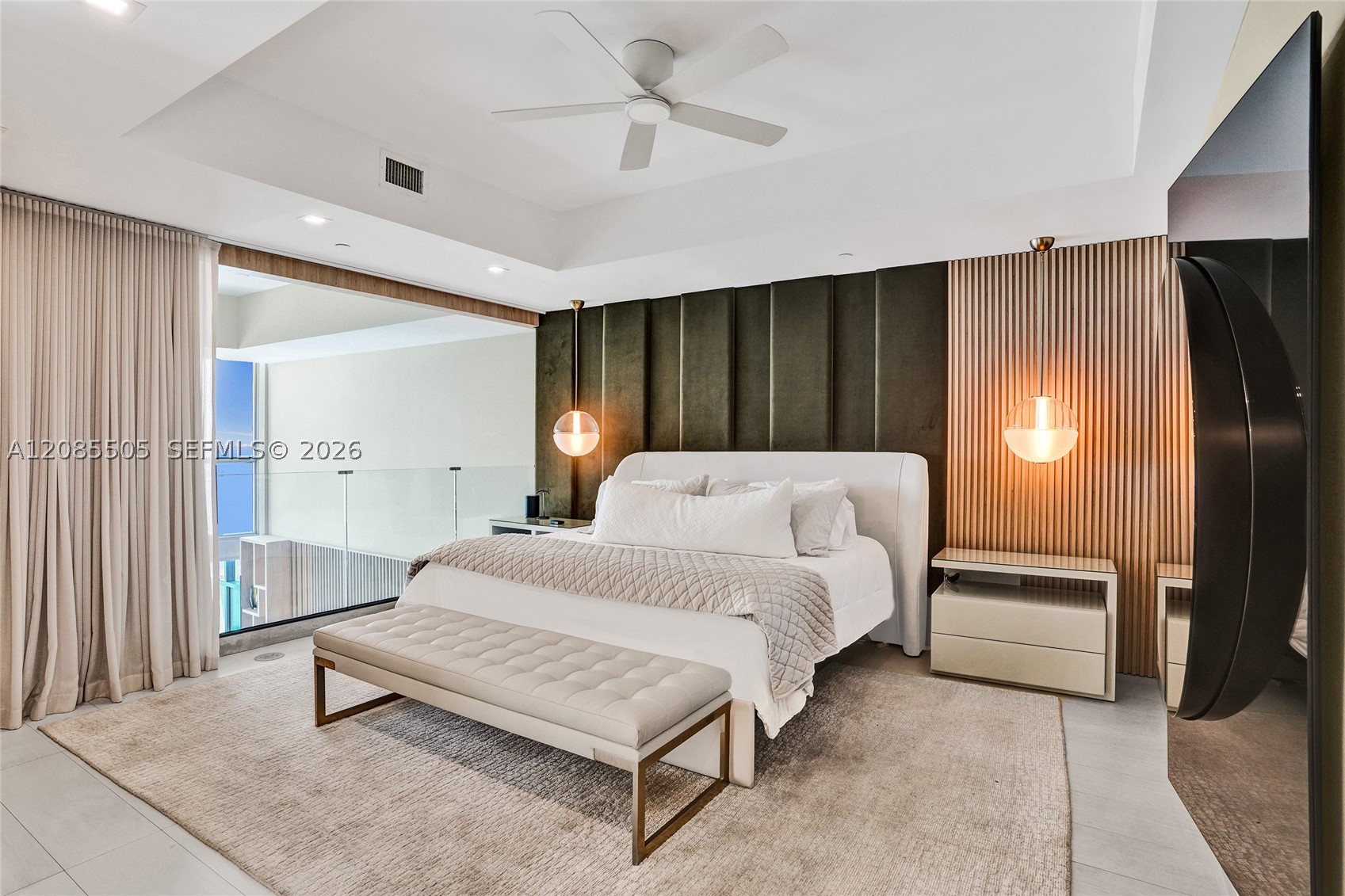 1100 Biscayne Blvd #6303, Miami FL 33132