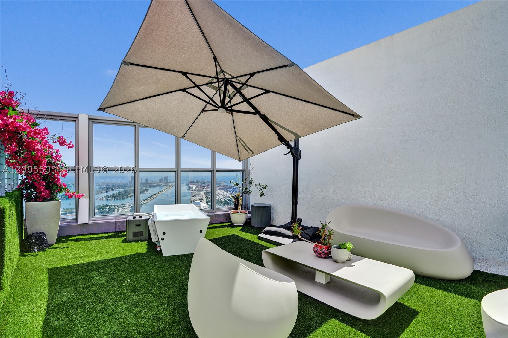 1100 Biscayne Blvd #6303, Miami FL 33132