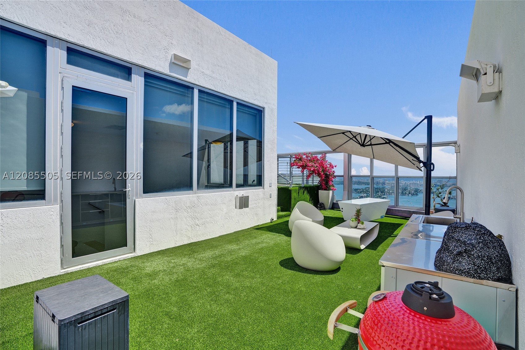 1100 Biscayne Blvd #6303, Miami FL 33132