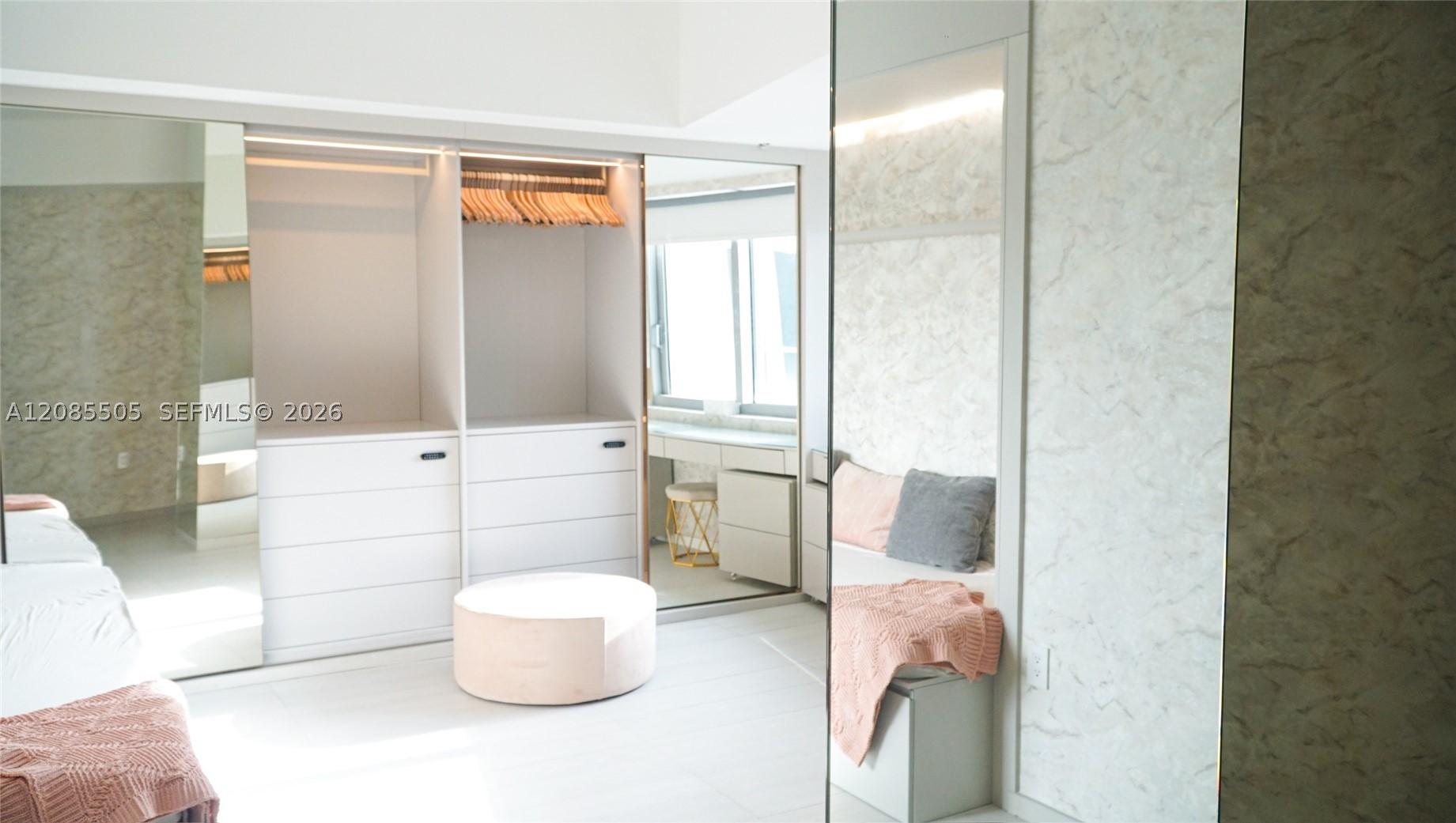 1100 Biscayne Blvd #6303, Miami FL 33132