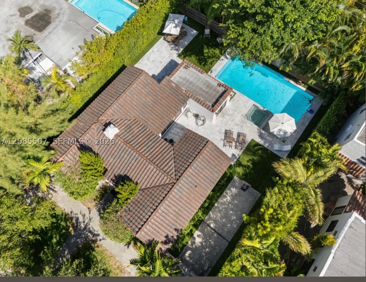 735 NE 72nd St, Miami FL 33138