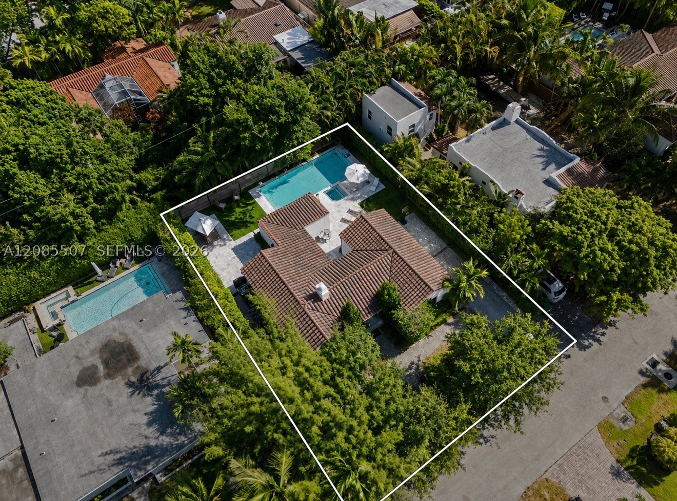 735 NE 72nd St, Miami FL 33138