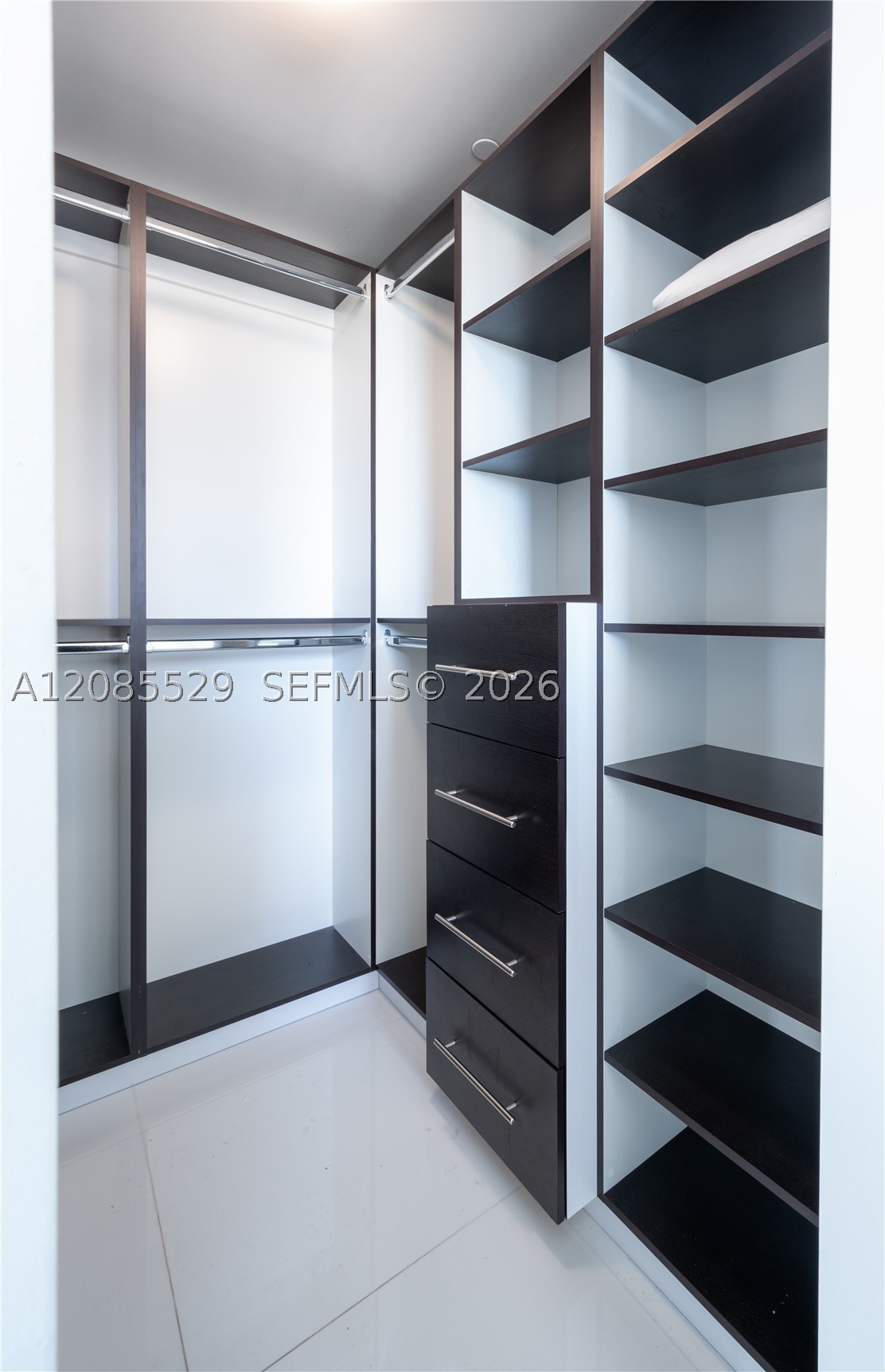 1300 S Miami Ave #1206, Miami FL 33130