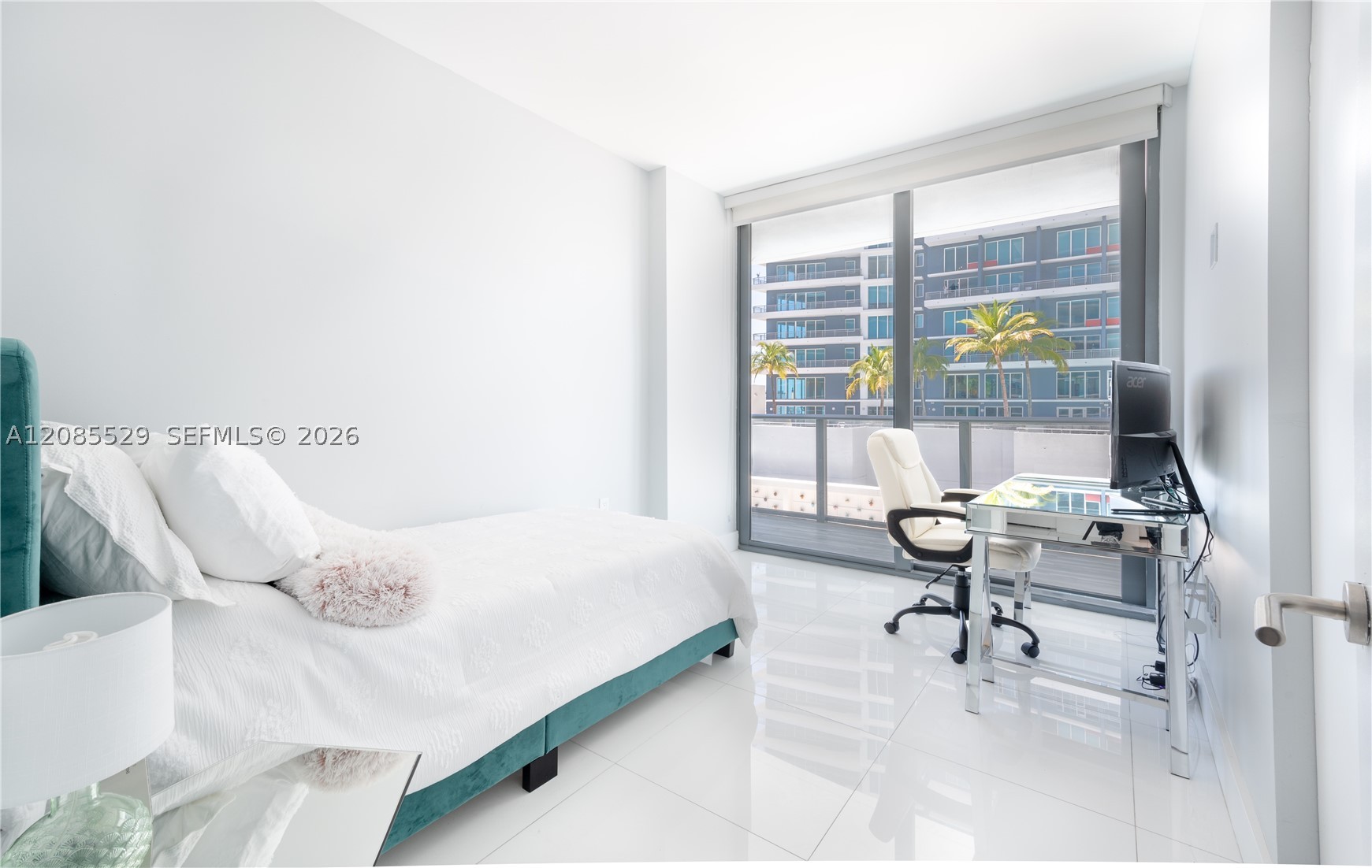1300 S Miami Ave #1206, Miami FL 33130