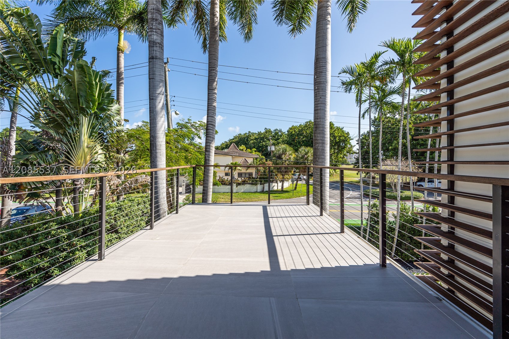2802 Prairie Ave, Miami Beach FL 33140