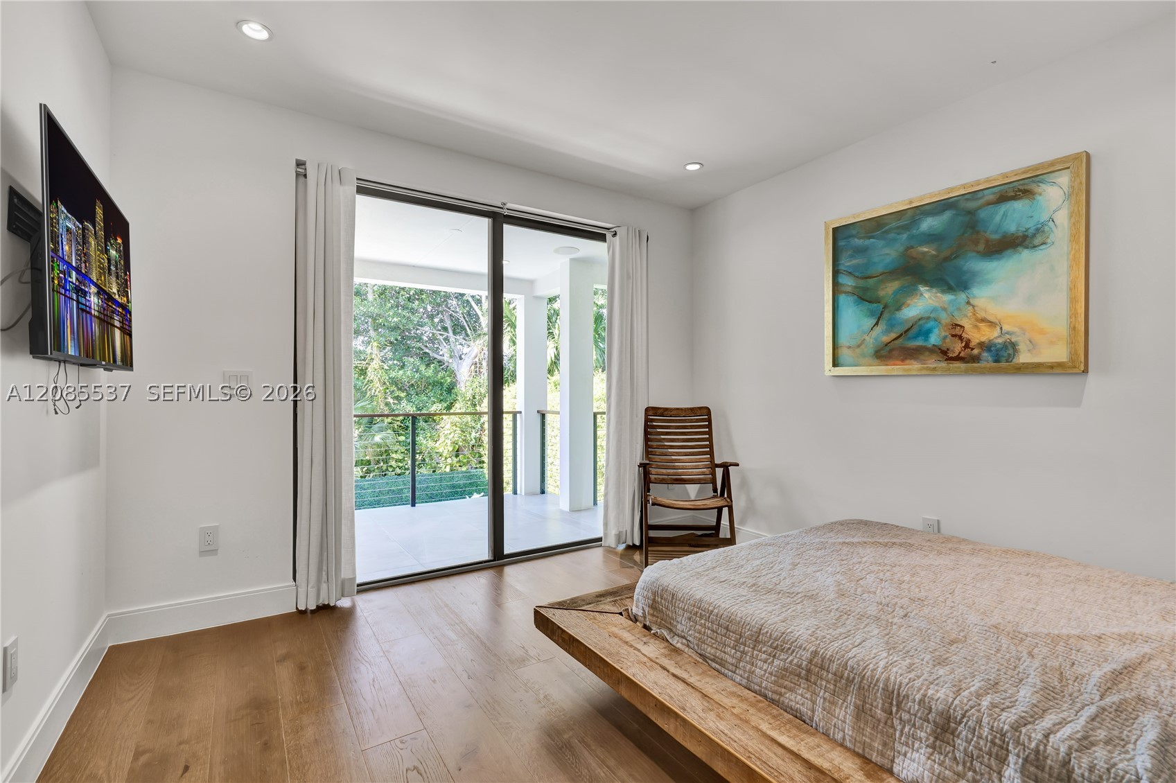 2802 Prairie Ave, Miami Beach FL 33140