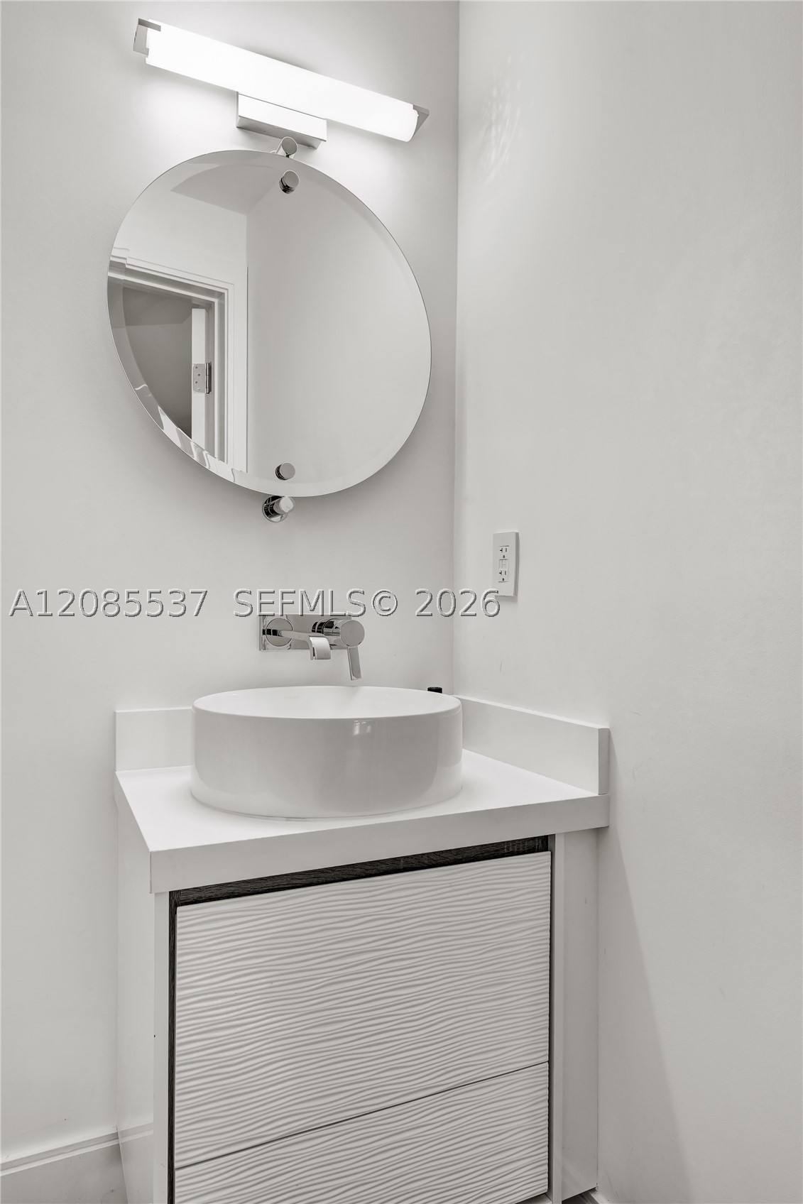 2802 Prairie Ave, Miami Beach FL 33140