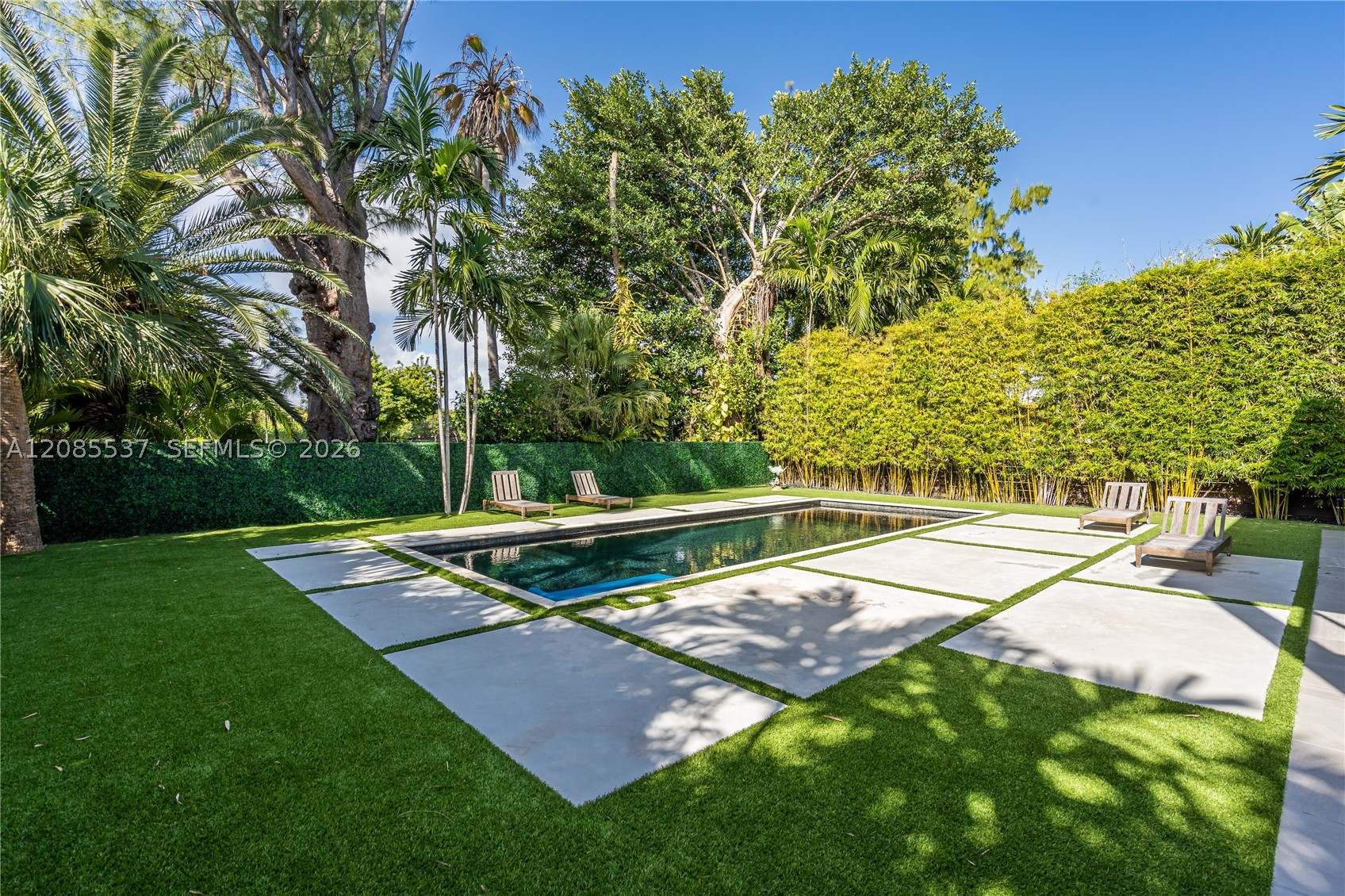 2802 Prairie Ave, Miami Beach FL 33140