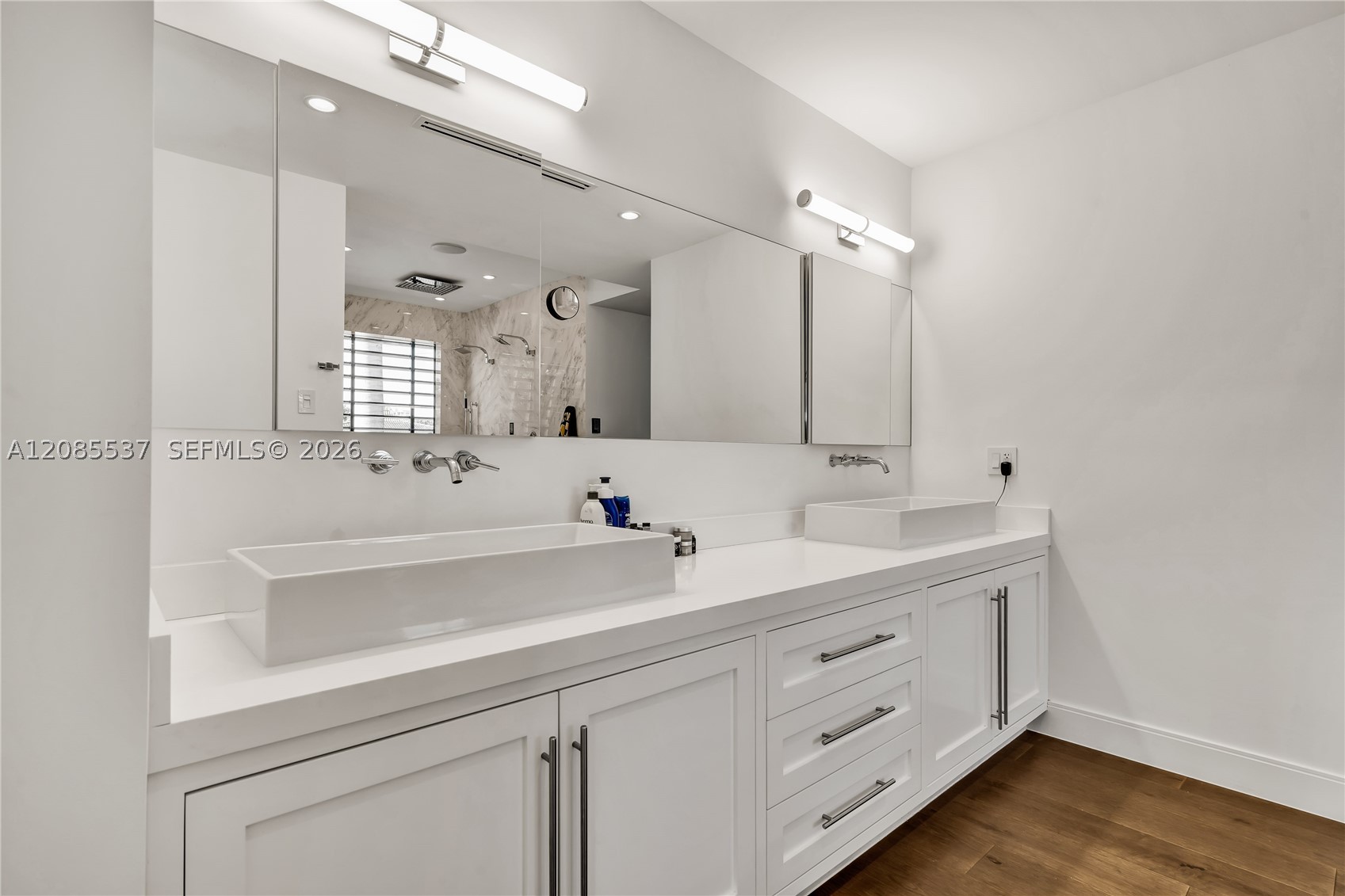 2802 Prairie Ave, Miami Beach FL 33140