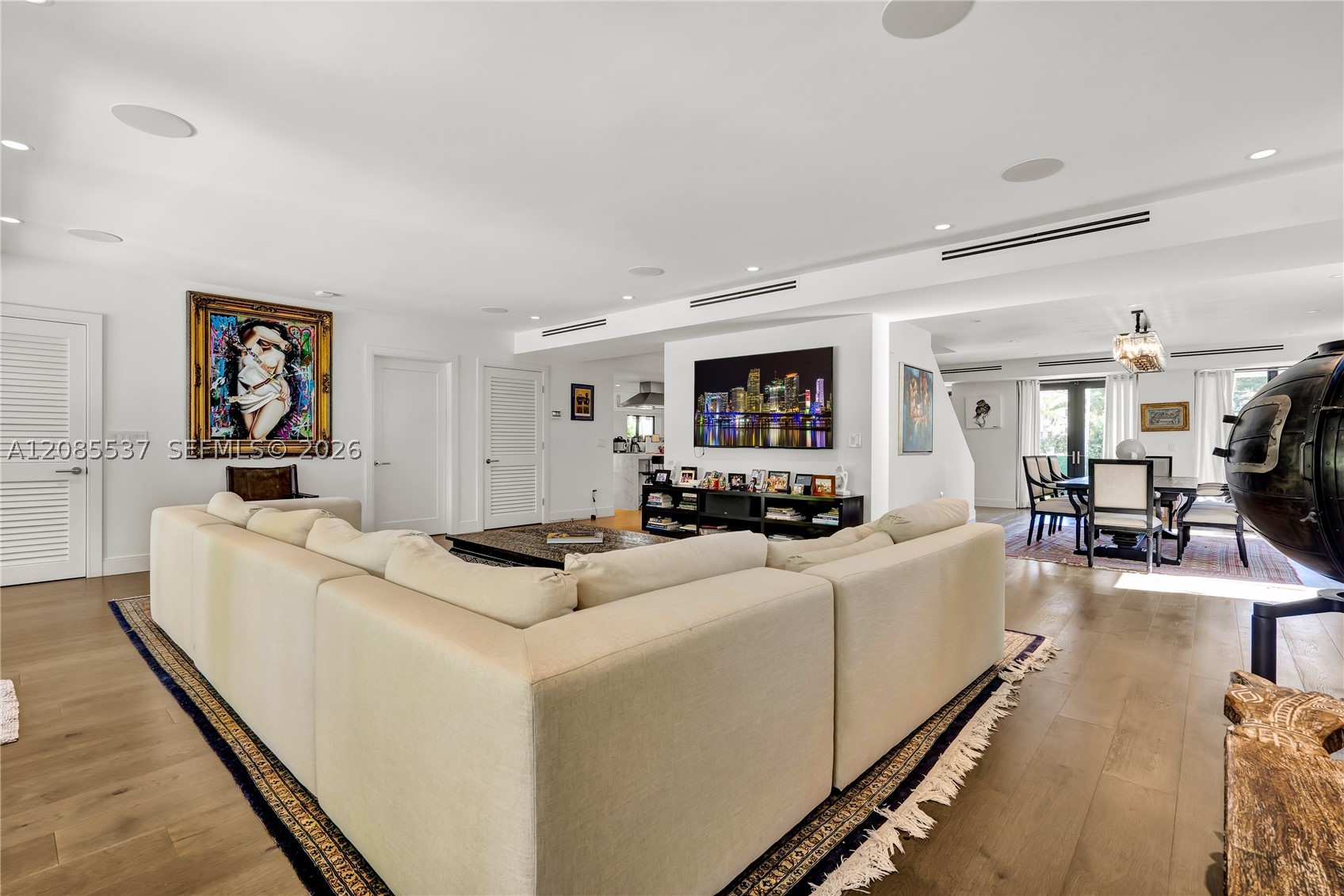 2802 Prairie Ave, Miami Beach FL 33140