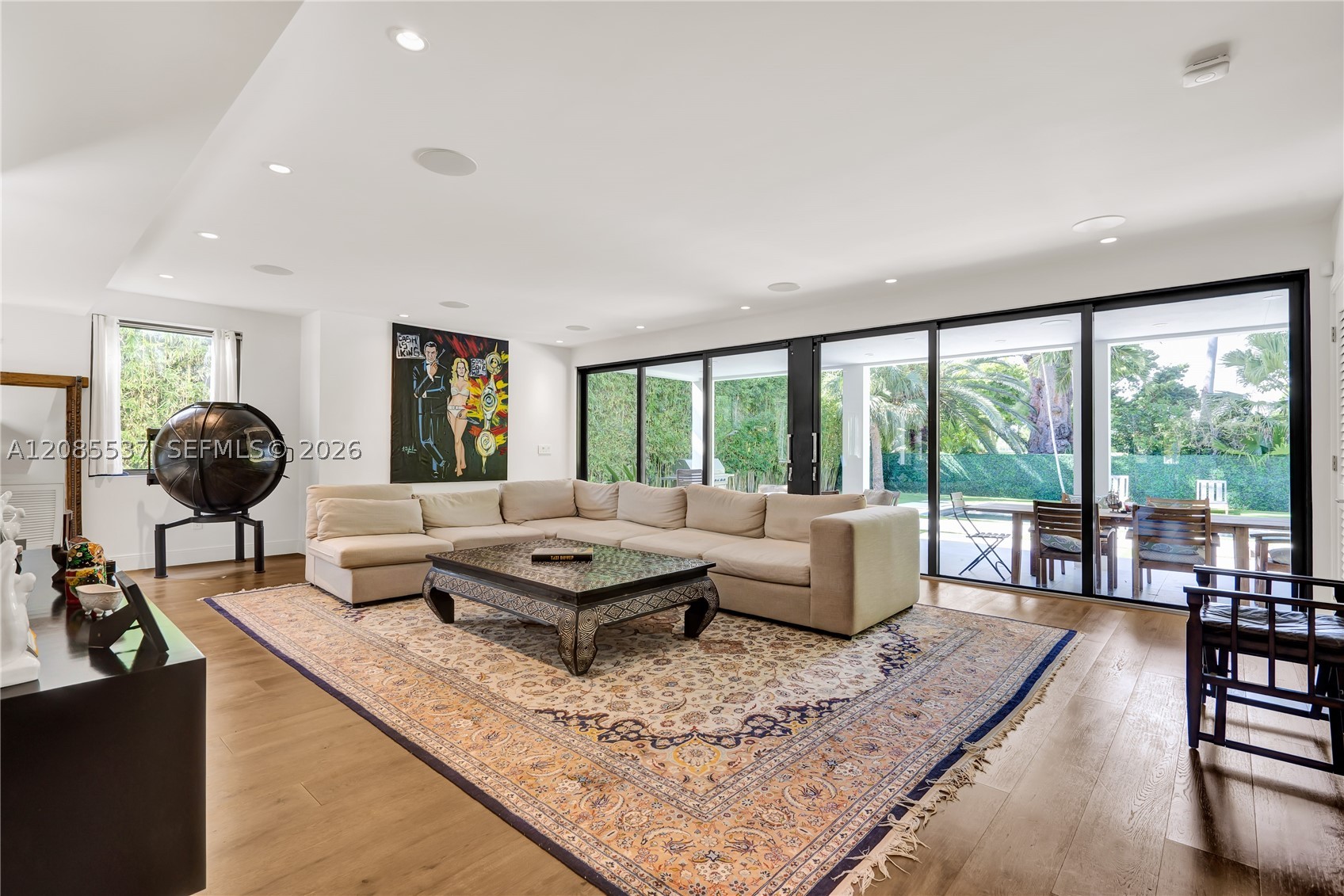 2802 Prairie Ave, Miami Beach FL 33140