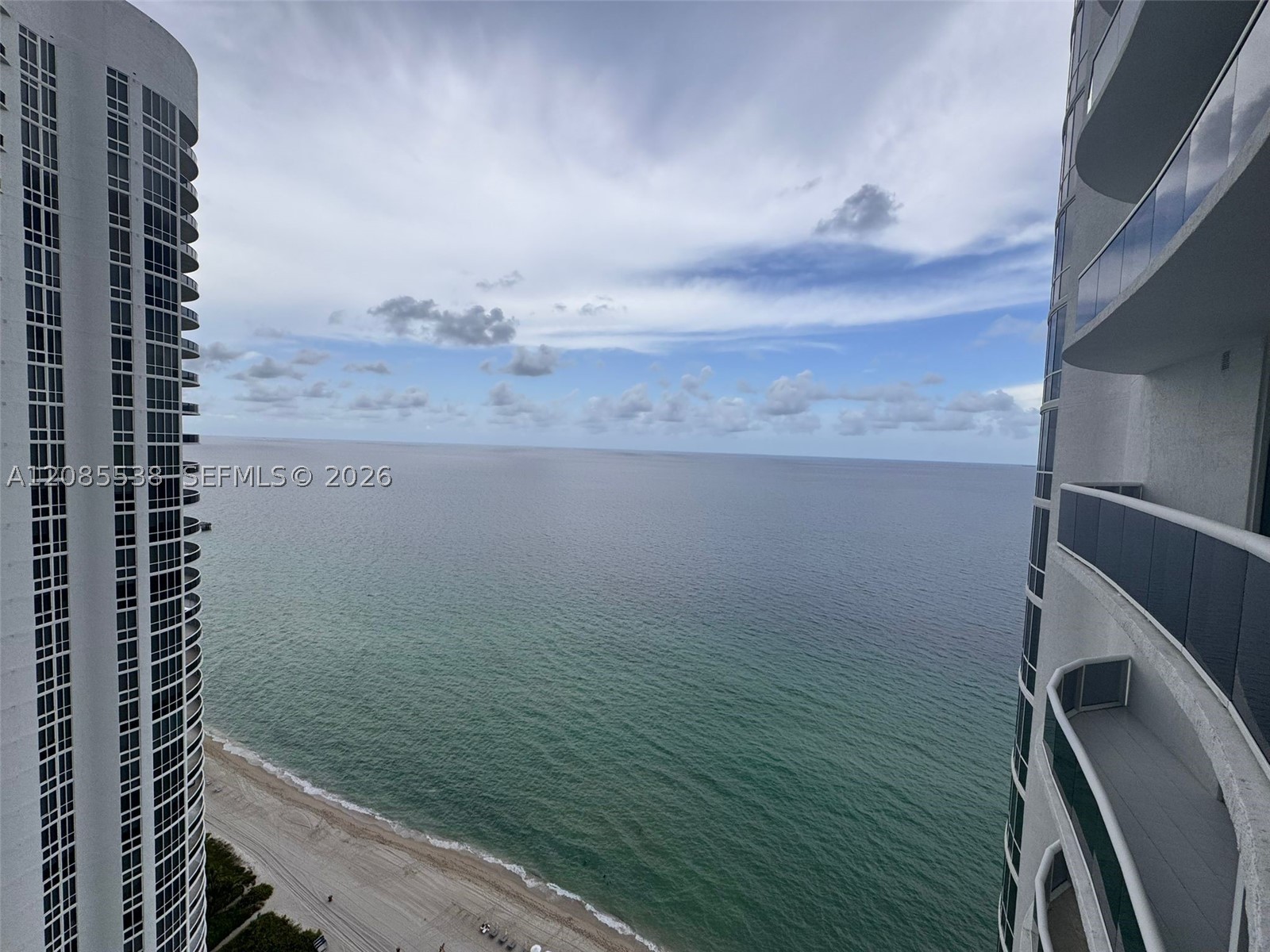 15901 Collins Ave #3403, Sunny Isles Beach FL 33160