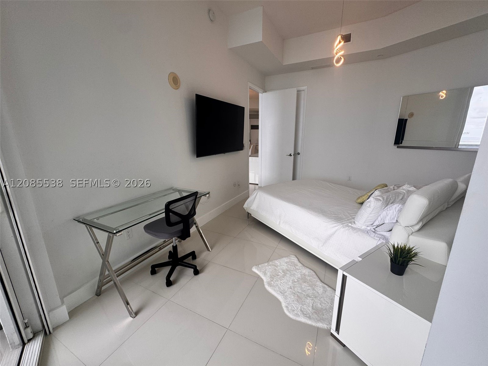 15901 Collins Ave #3403, Sunny Isles Beach FL 33160