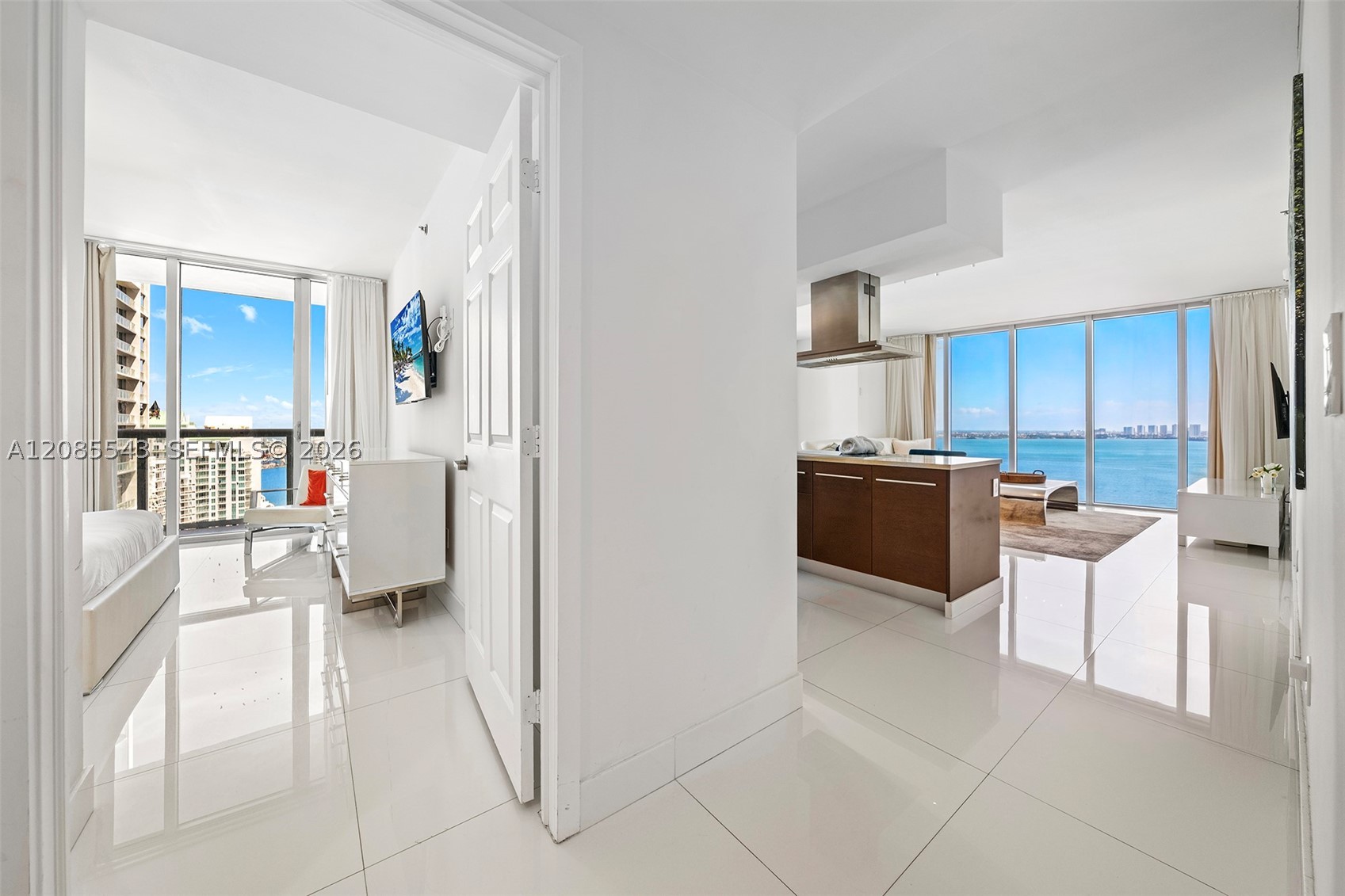 485 Brickell Ave #4410, Miami FL 33131