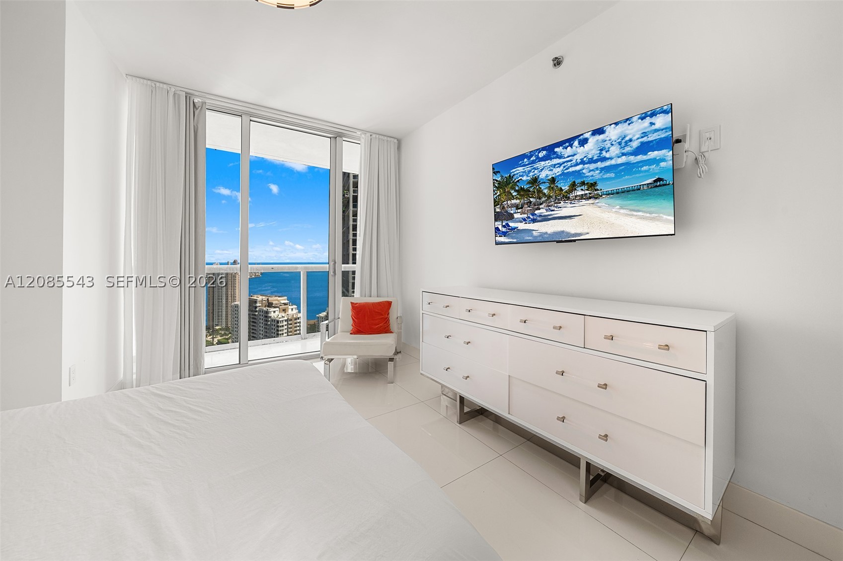 485 Brickell Ave #4410, Miami FL 33131