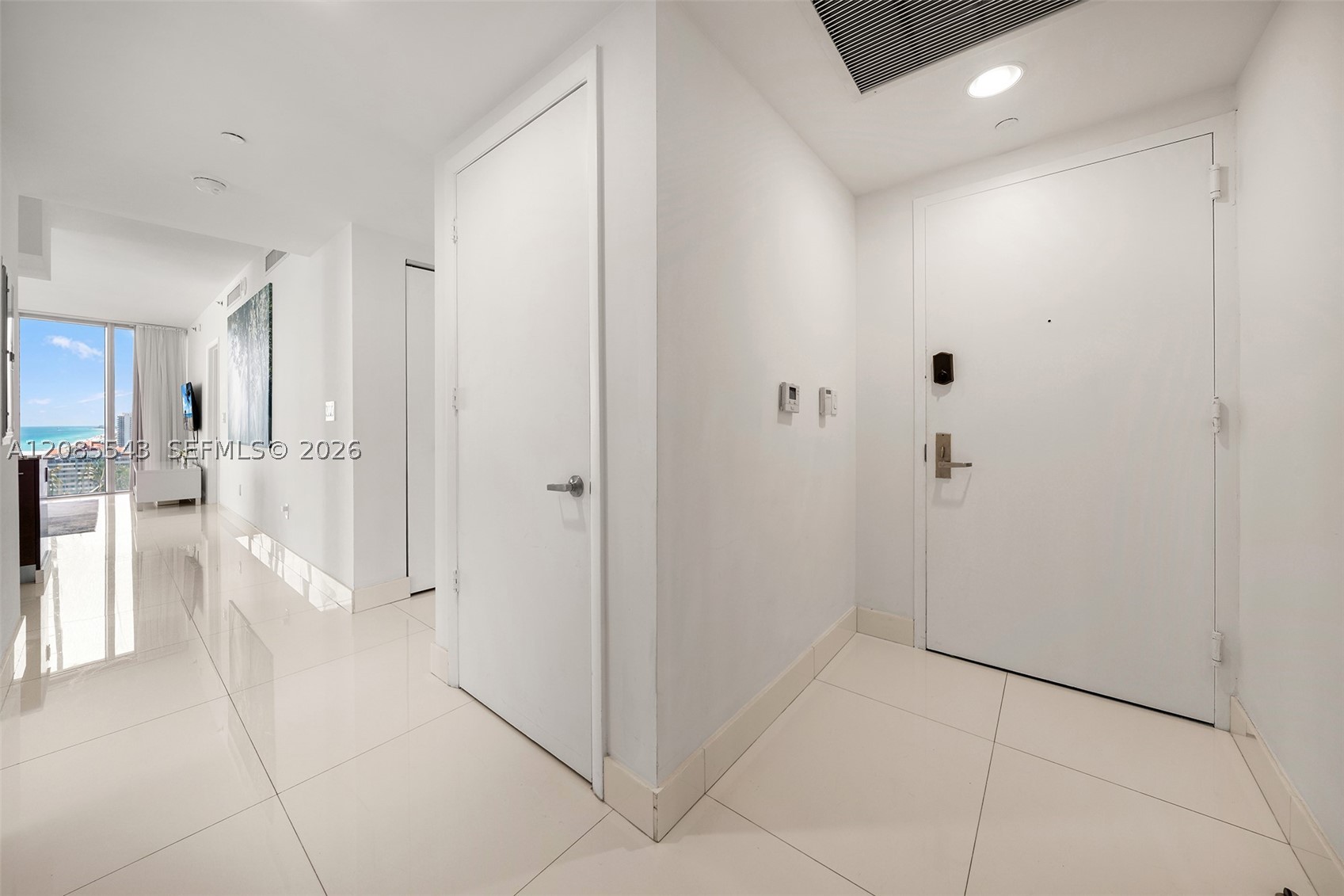 485 Brickell Ave #4410, Miami FL 33131
