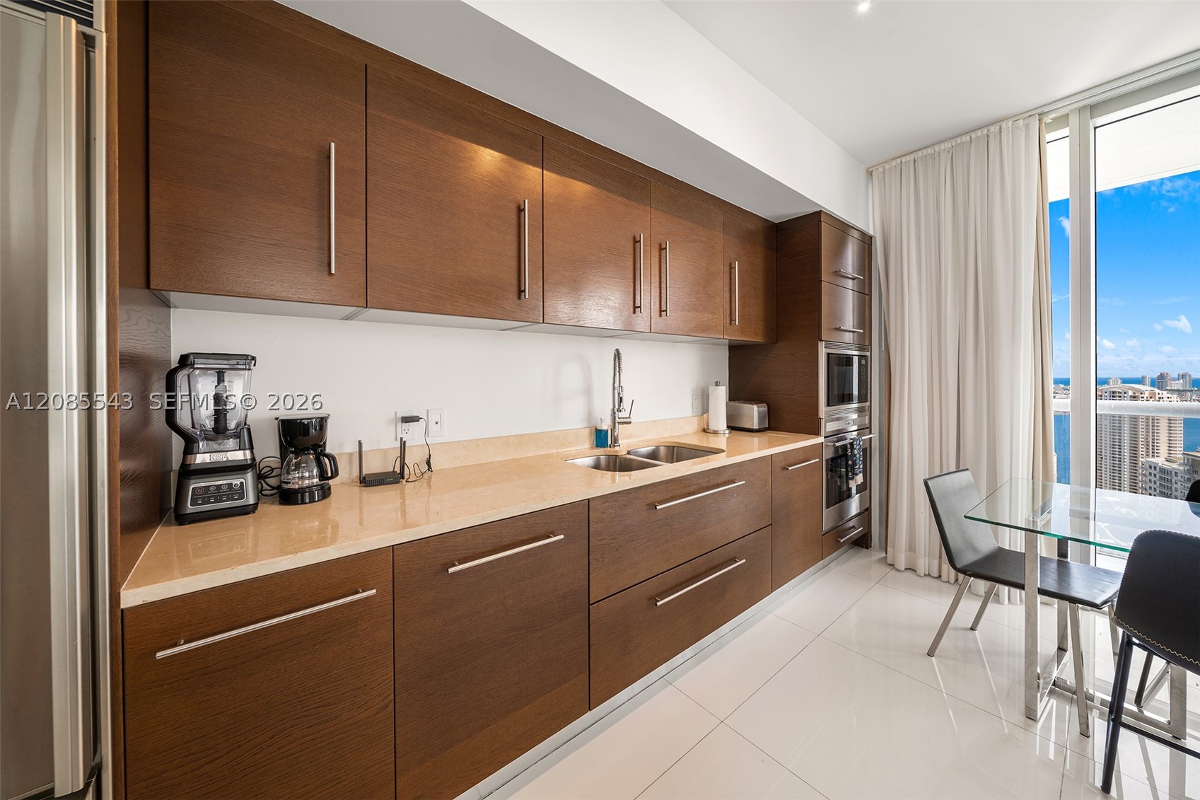 485 Brickell Ave #4410, Miami FL 33131