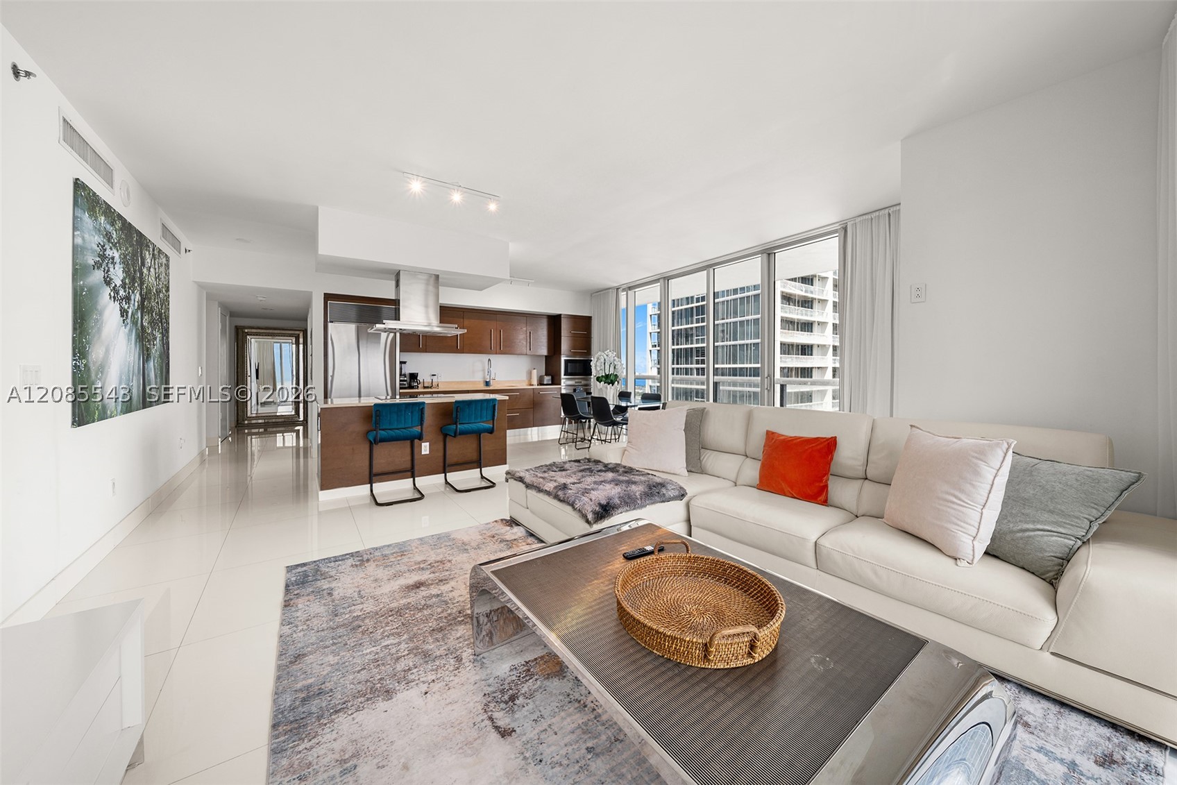 485 Brickell Ave #4410, Miami FL 33131