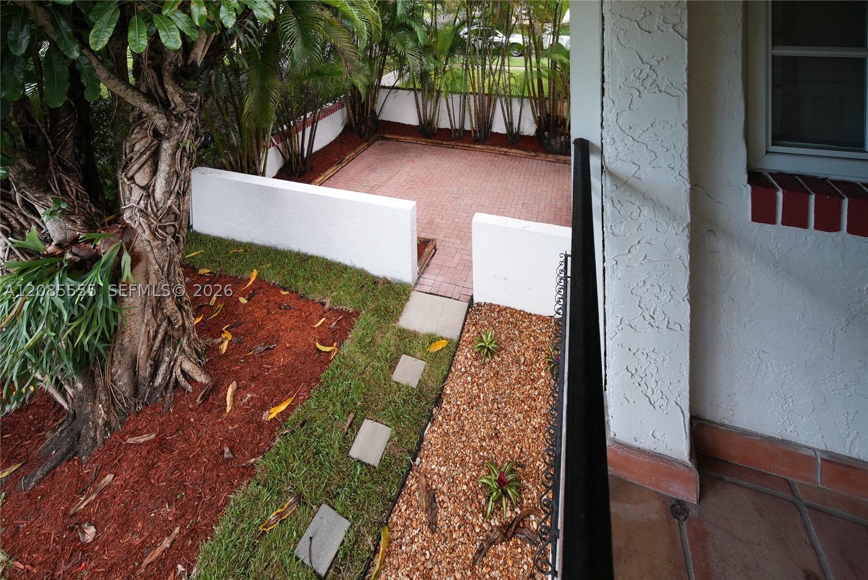 1114 Columbus Blvd, Coral Gables FL 33134