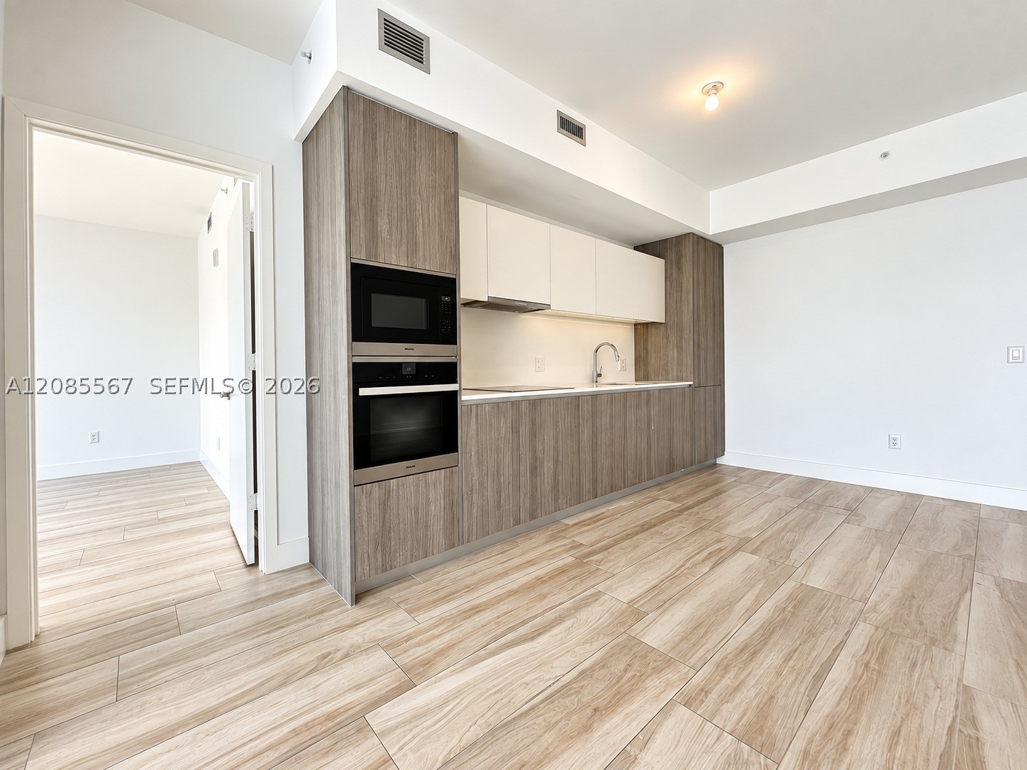 2900 NE 7th Ave #1104, Miami FL 33137
