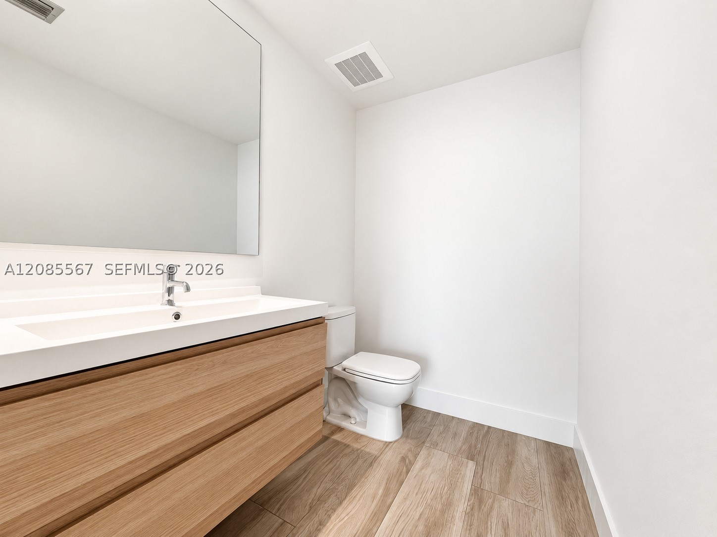 2900 NE 7th Ave #1104, Miami FL 33137