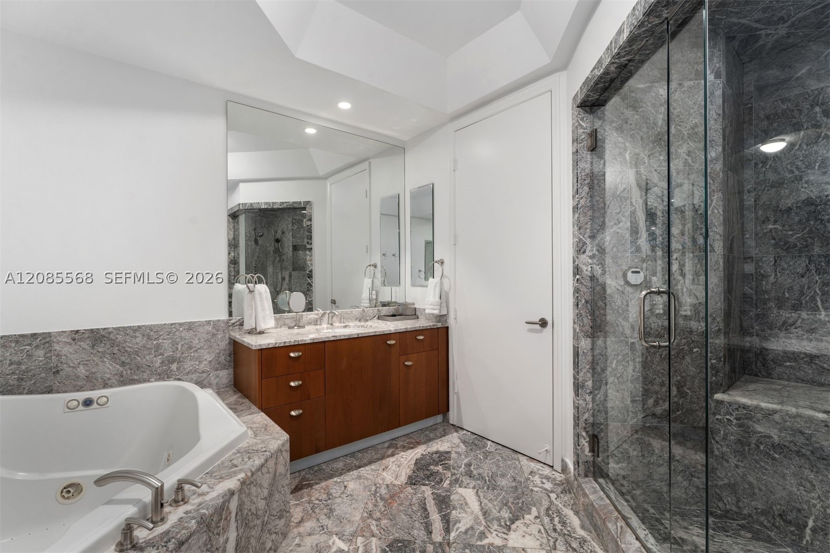 16047 Collins Ave #2502, Sunny Isles Beach FL 33160