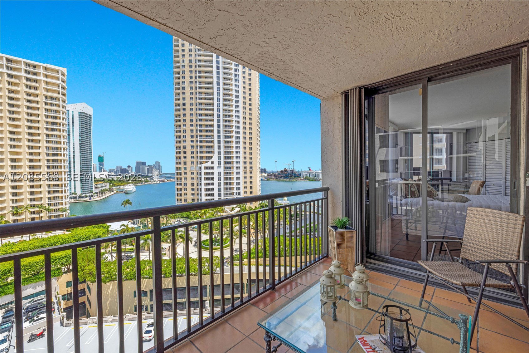 540 Brickell Key Dr #1514, Miami FL 33131