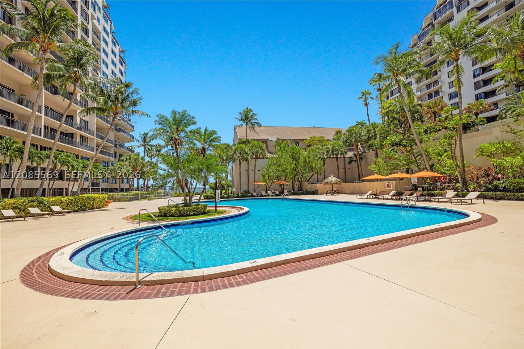 540 Brickell Key Dr #1514, Miami FL 33131