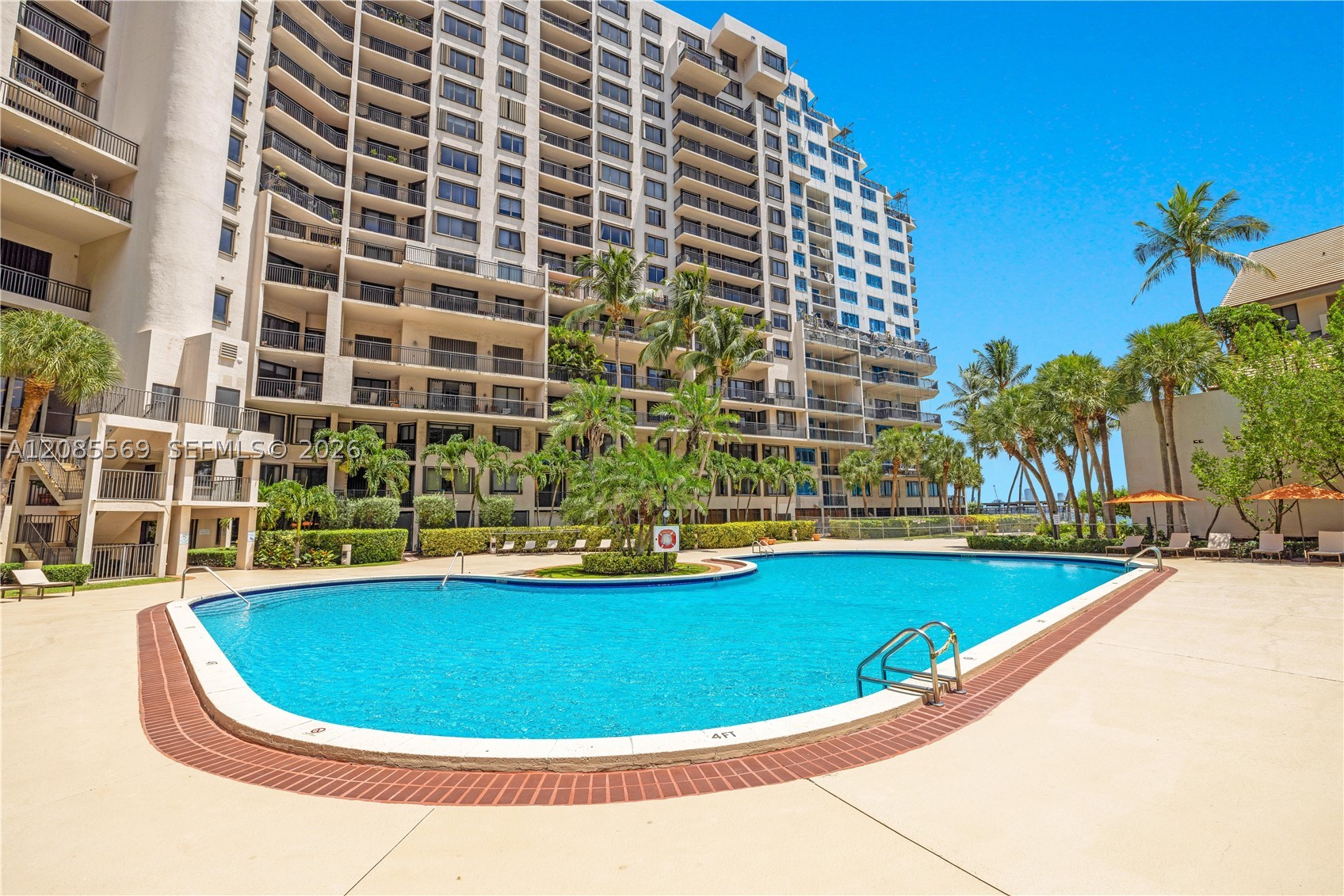 540 Brickell Key Dr #1514, Miami FL 33131
