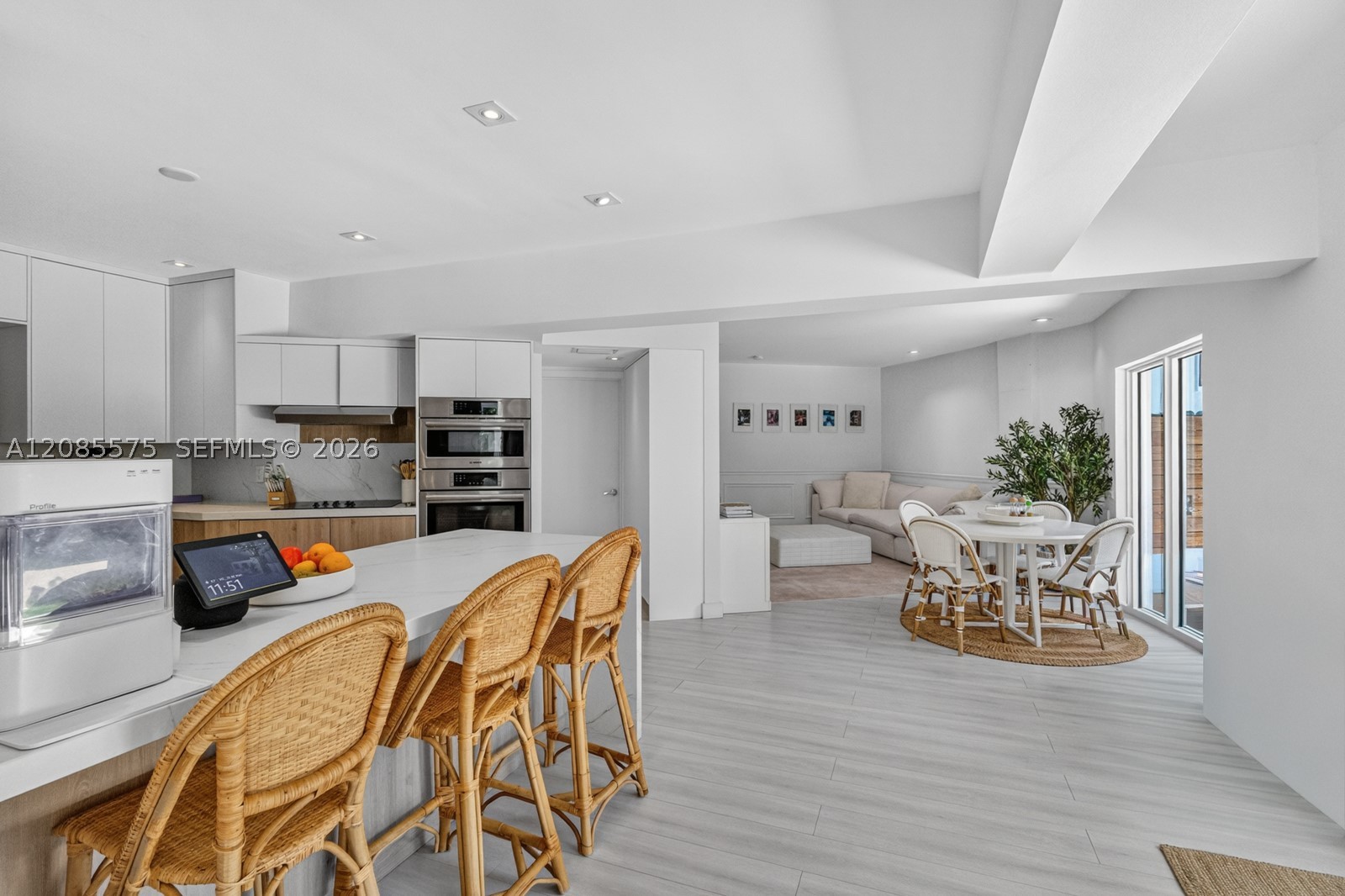 755 Curtiswood Dr, Key Biscayne FL 33149