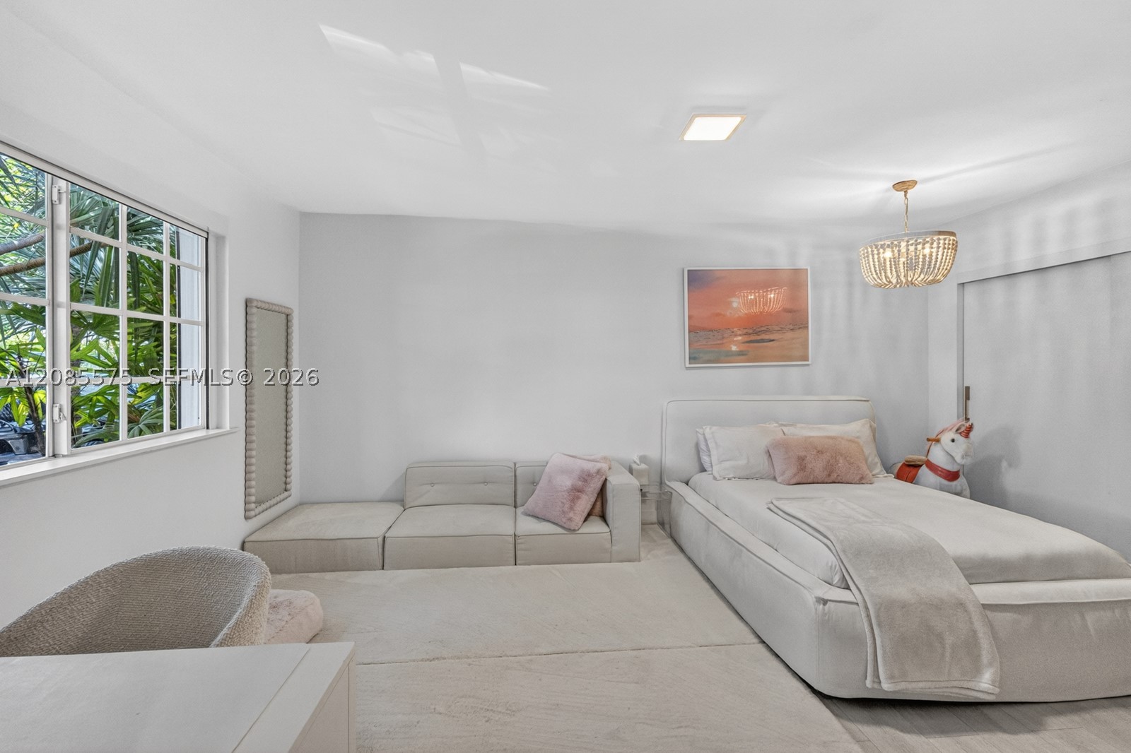 755 Curtiswood Dr, Key Biscayne FL 33149
