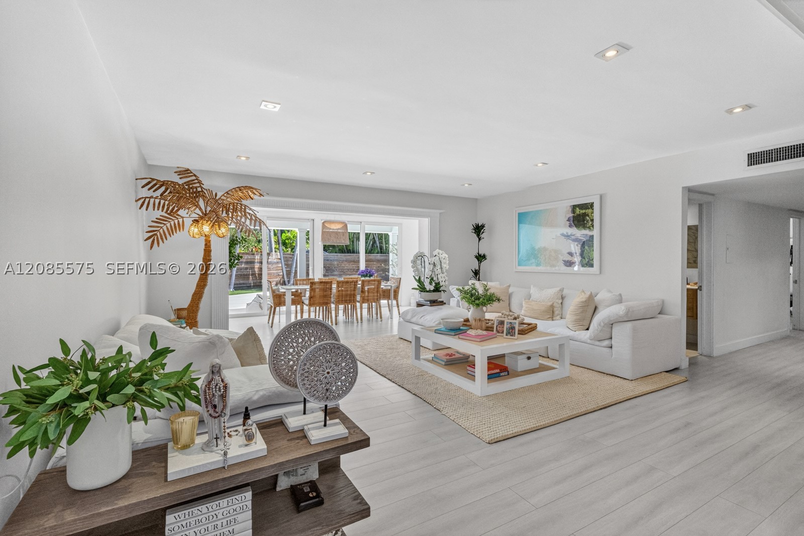 755 Curtiswood Dr, Key Biscayne FL 33149