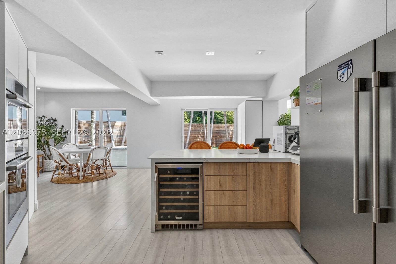 755 Curtiswood Dr, Key Biscayne FL 33149