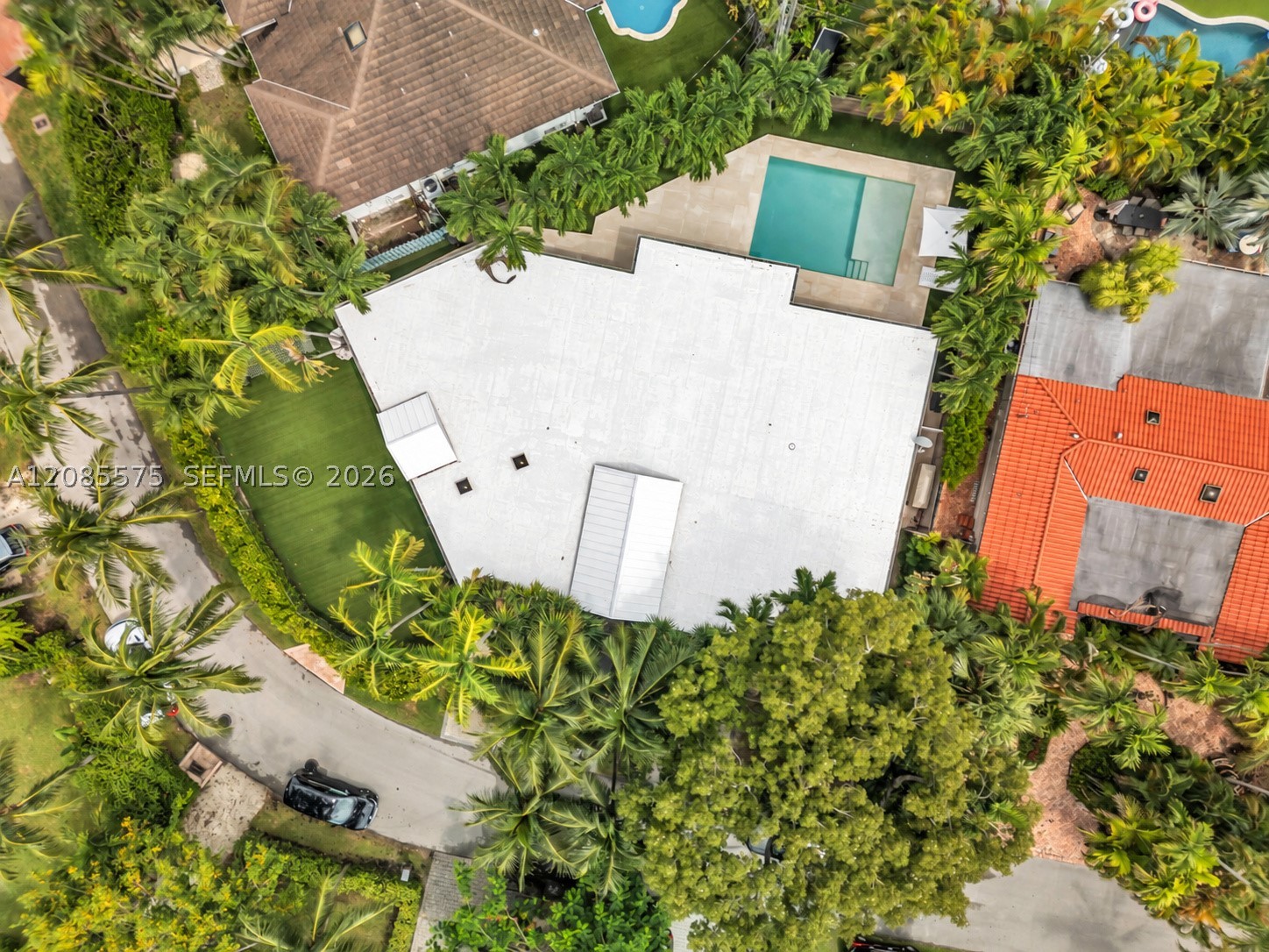 755 Curtiswood Dr, Key Biscayne FL 33149