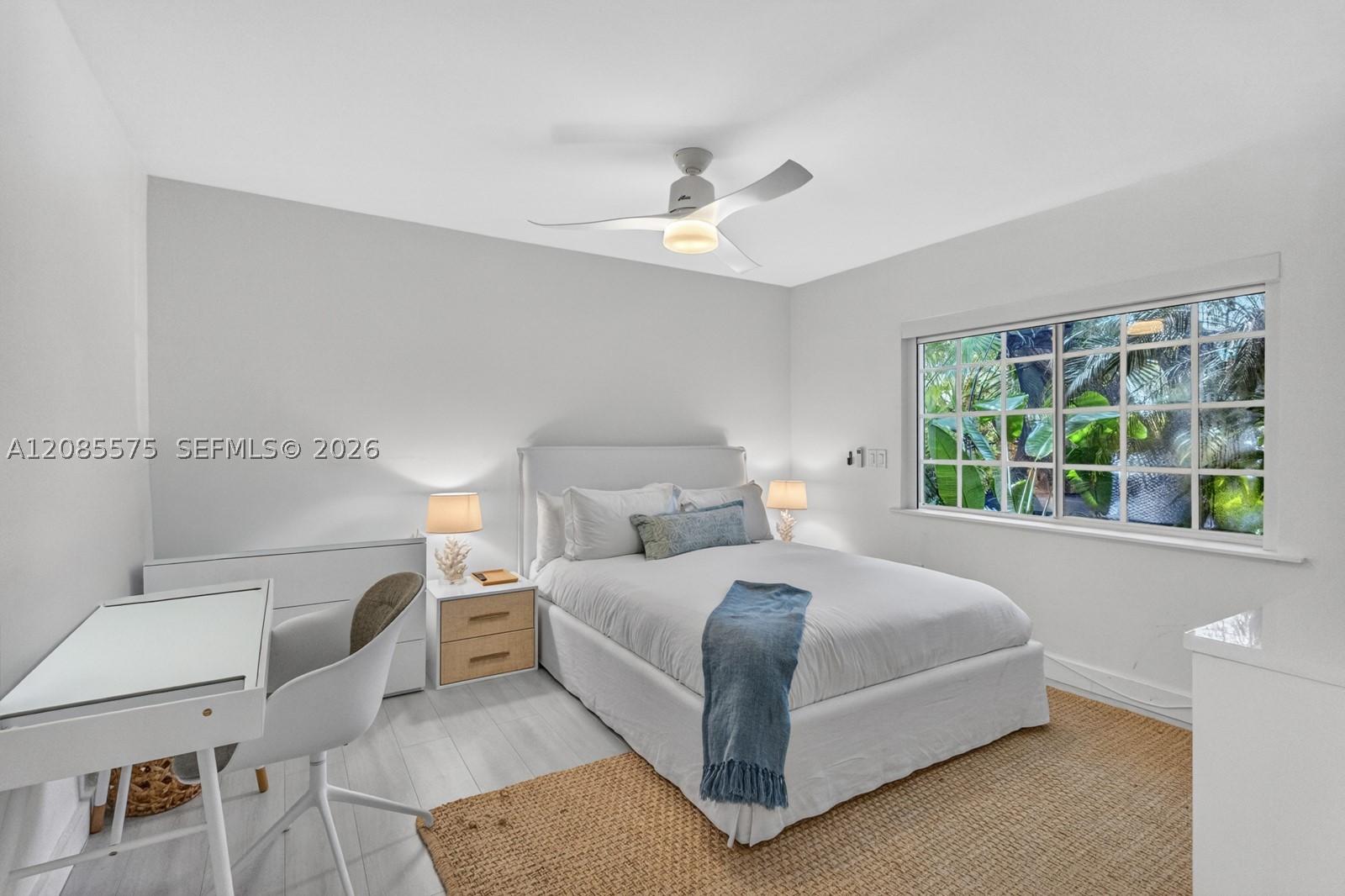 755 Curtiswood Dr, Key Biscayne FL 33149