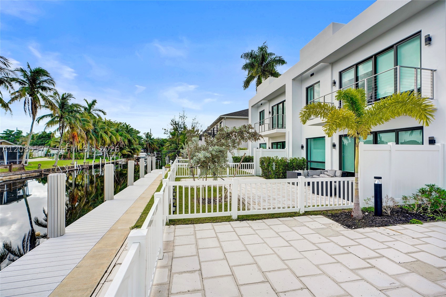 4624 SW 32nd ave #A3, Dania Beach FL 33312