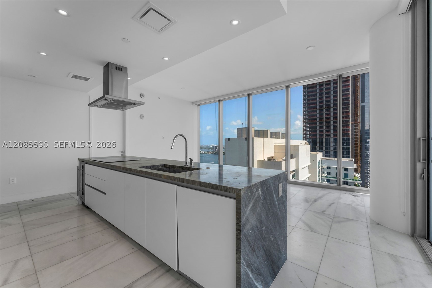 700 NE 26th Ter #2905, Miami FL 33137