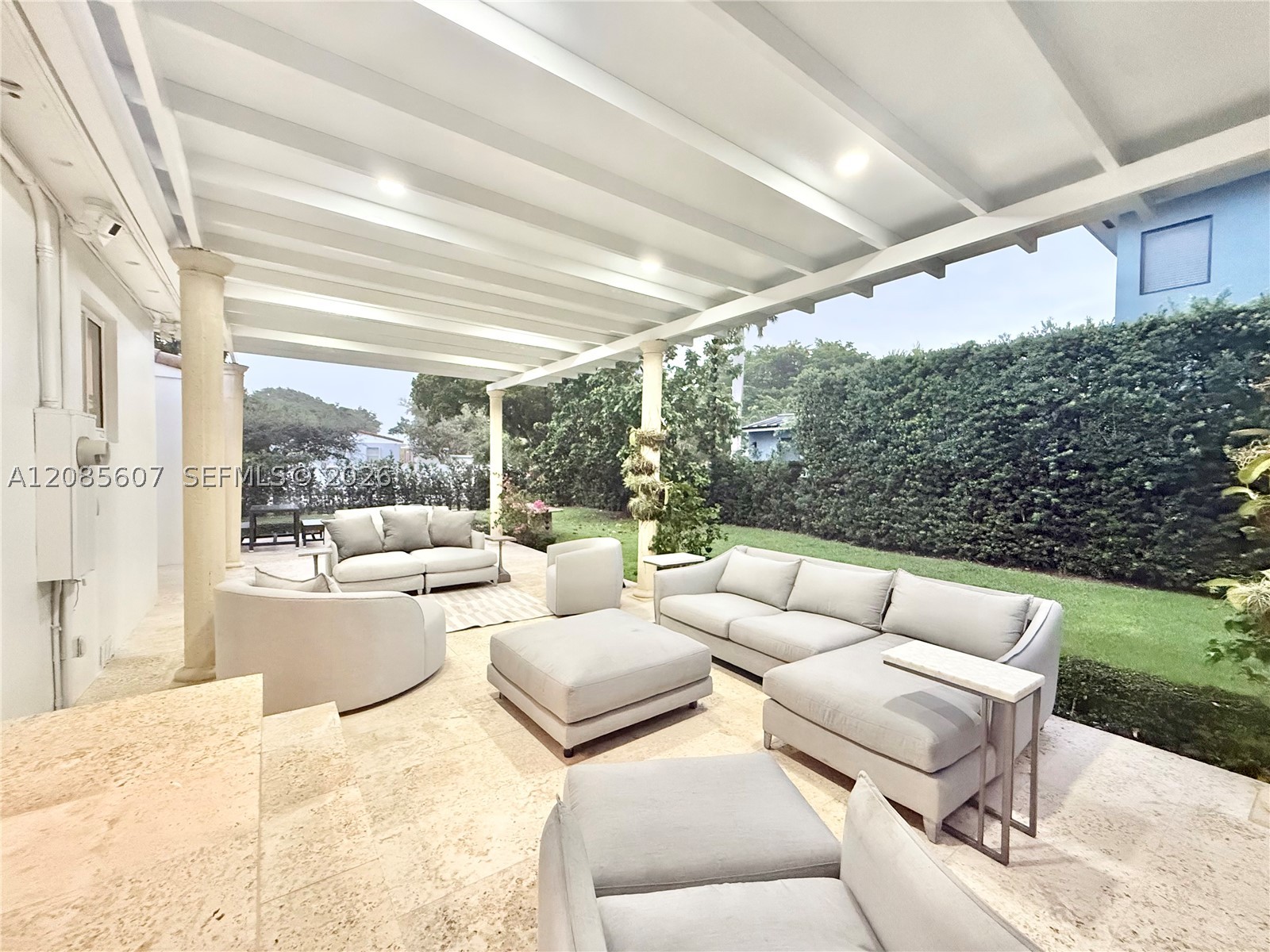 2001 Coral Gate Dr, Miami FL 33145