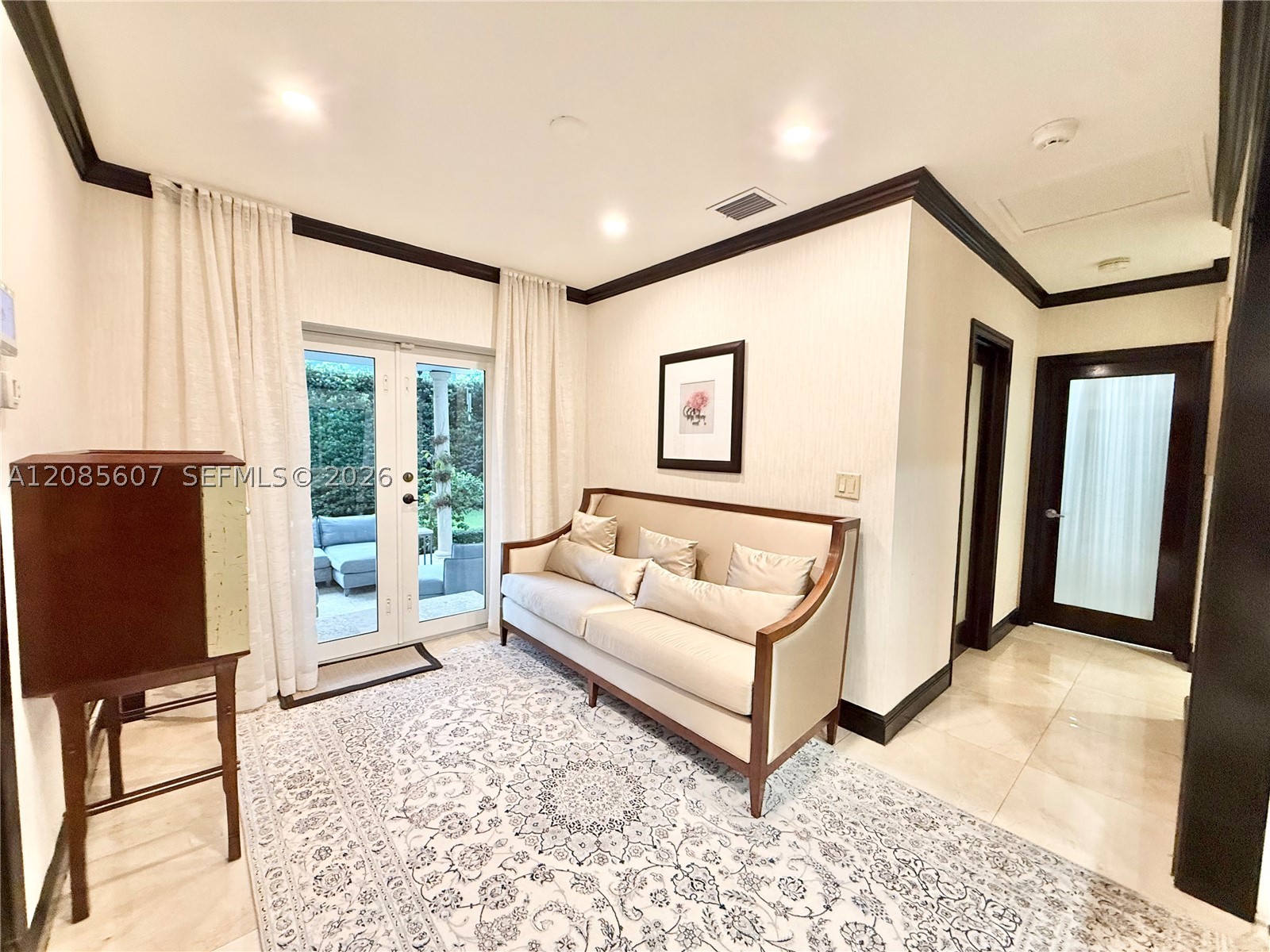 2001 Coral Gate Dr, Miami FL 33145