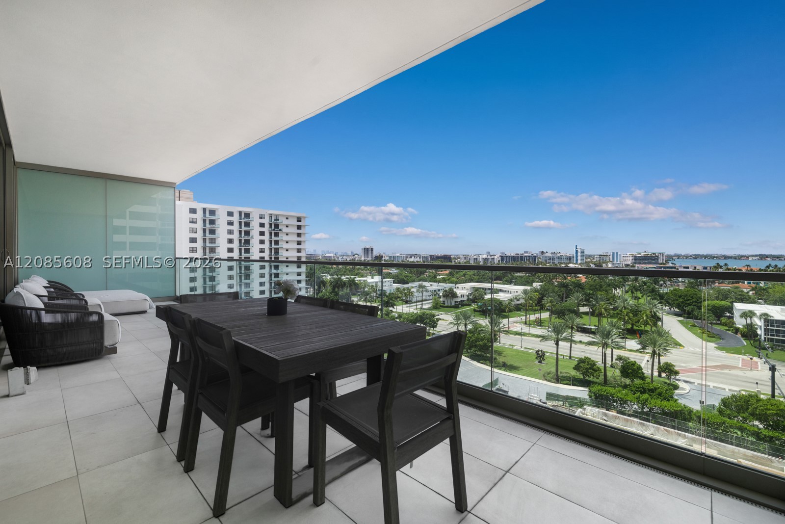 Bal Harbour FL 33154 - A12085608
