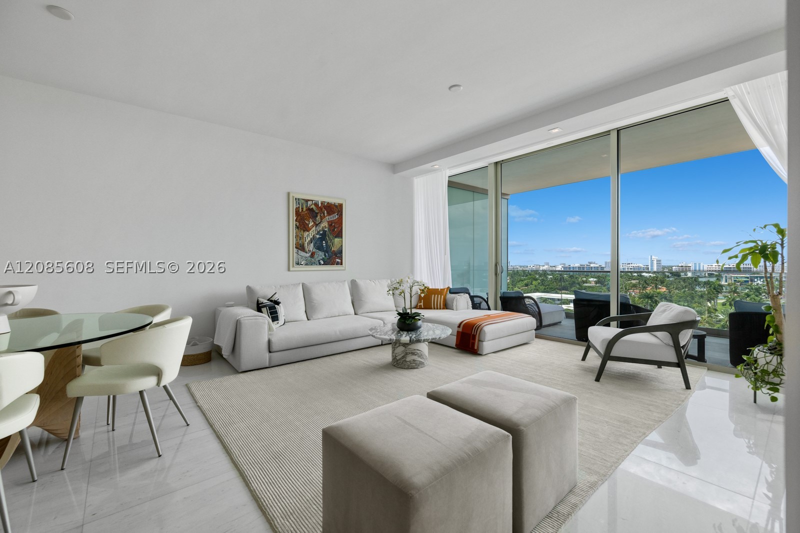 Bal Harbour FL 33154 - A12085608