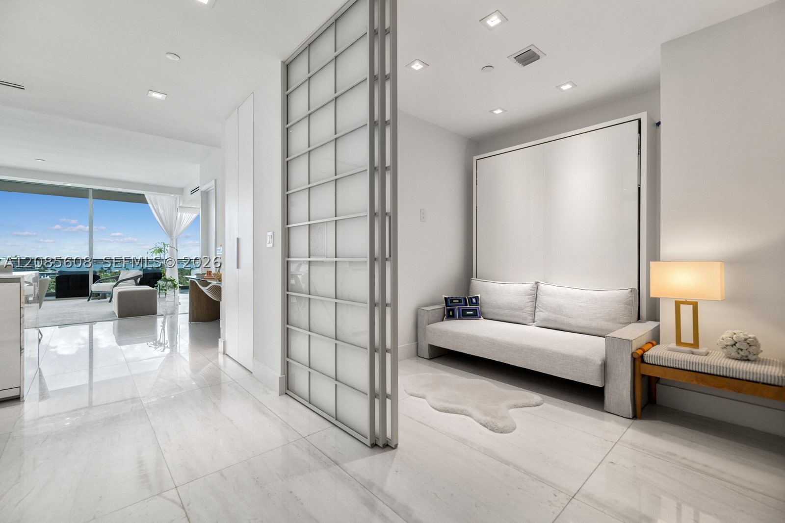 Bal Harbour FL 33154 - A12085608