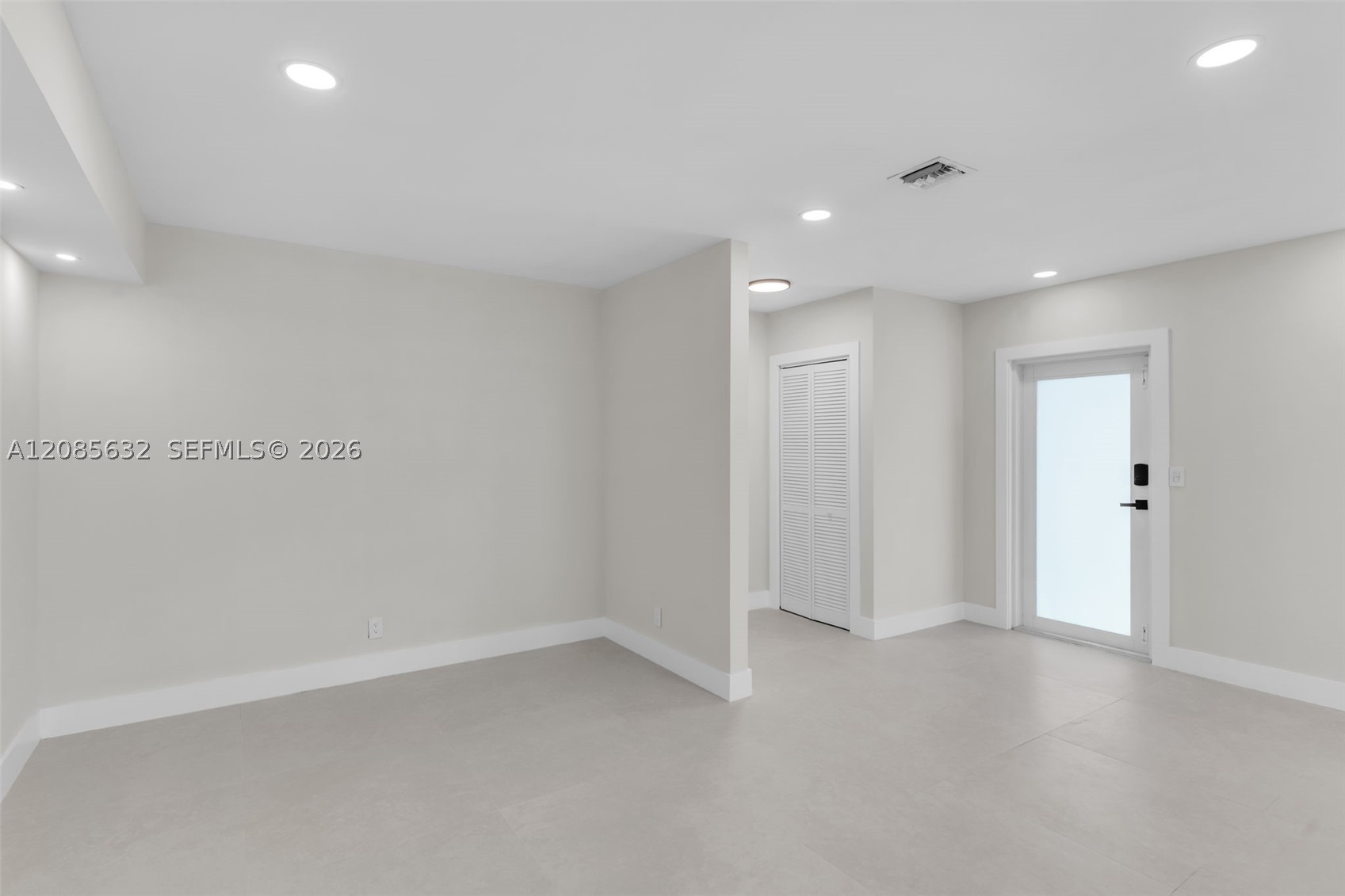 1525 NE 18th Ave, Fort Lauderdale FL 33304