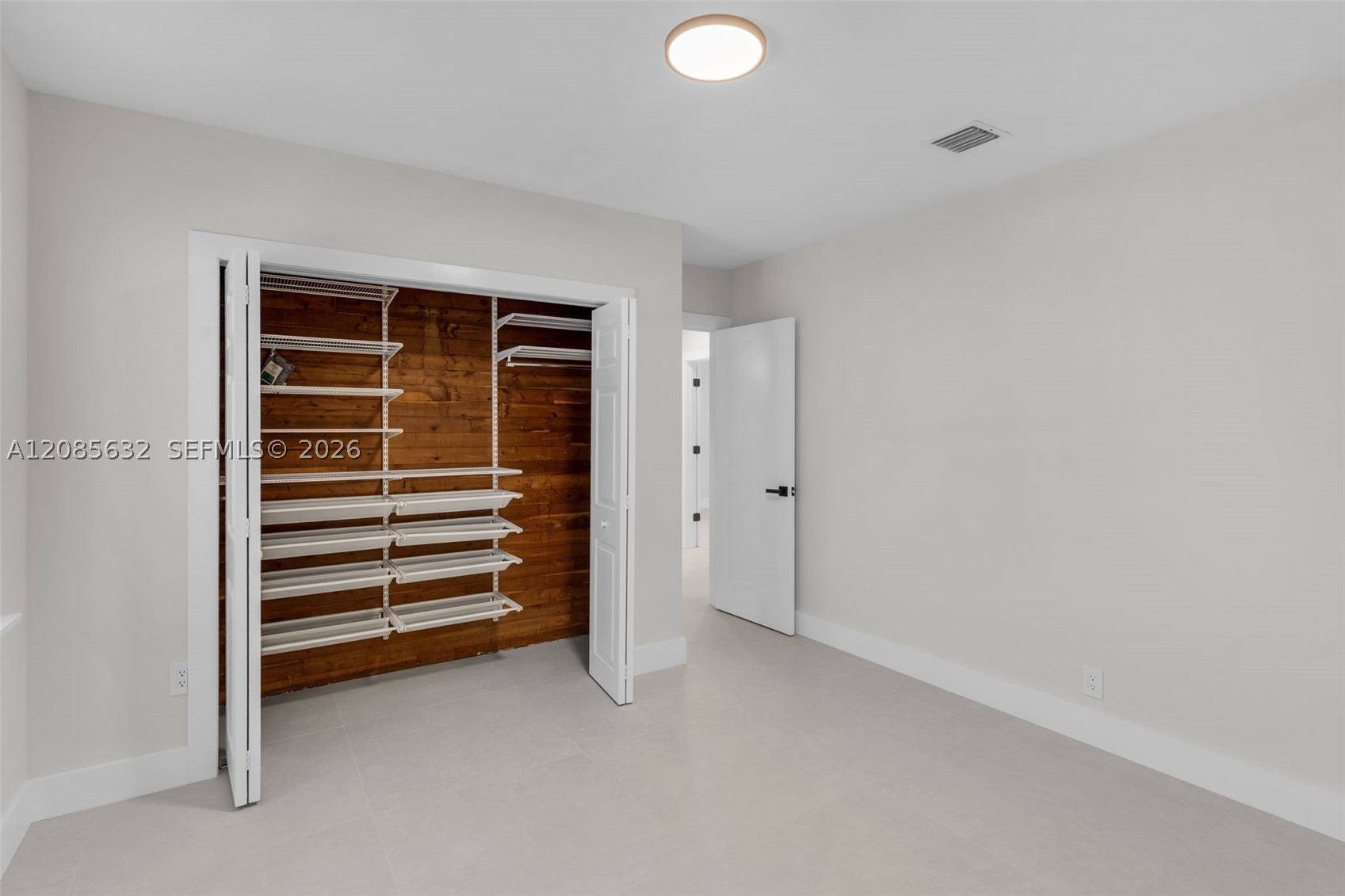 1525 NE 18th Ave, Fort Lauderdale FL 33304