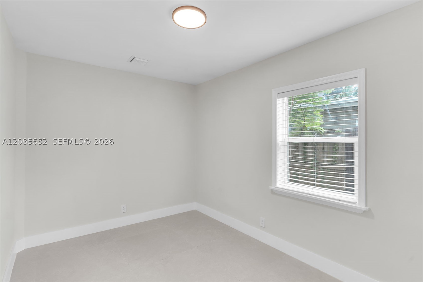 1525 NE 18th Ave, Fort Lauderdale FL 33304