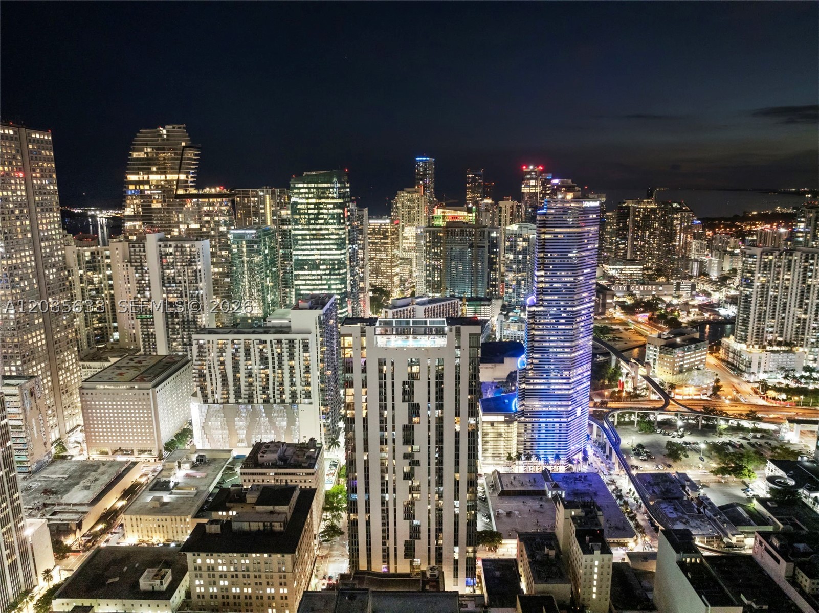 151 SE 1st St #1104, Miami FL 33131