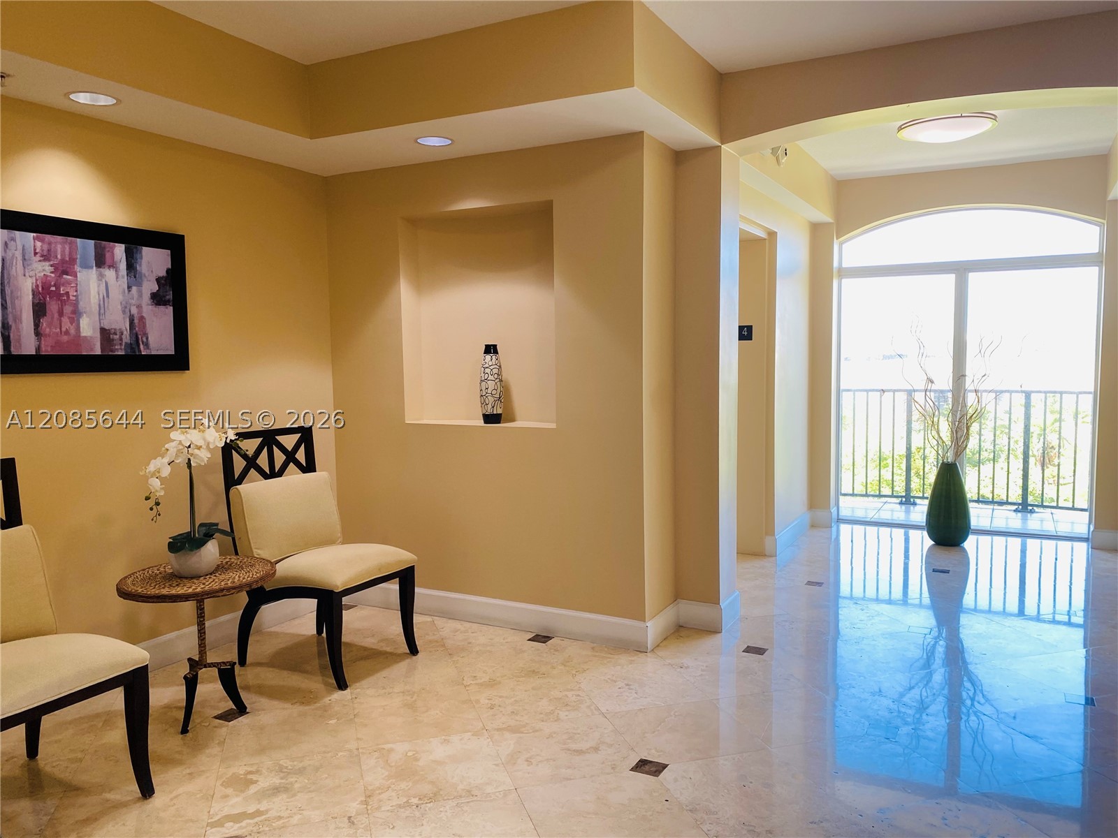 118 Zamora Ave #409, Coral Gables FL 33134