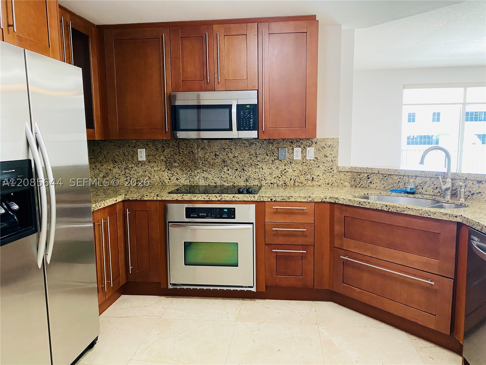 118 Zamora Ave #409, Coral Gables FL 33134