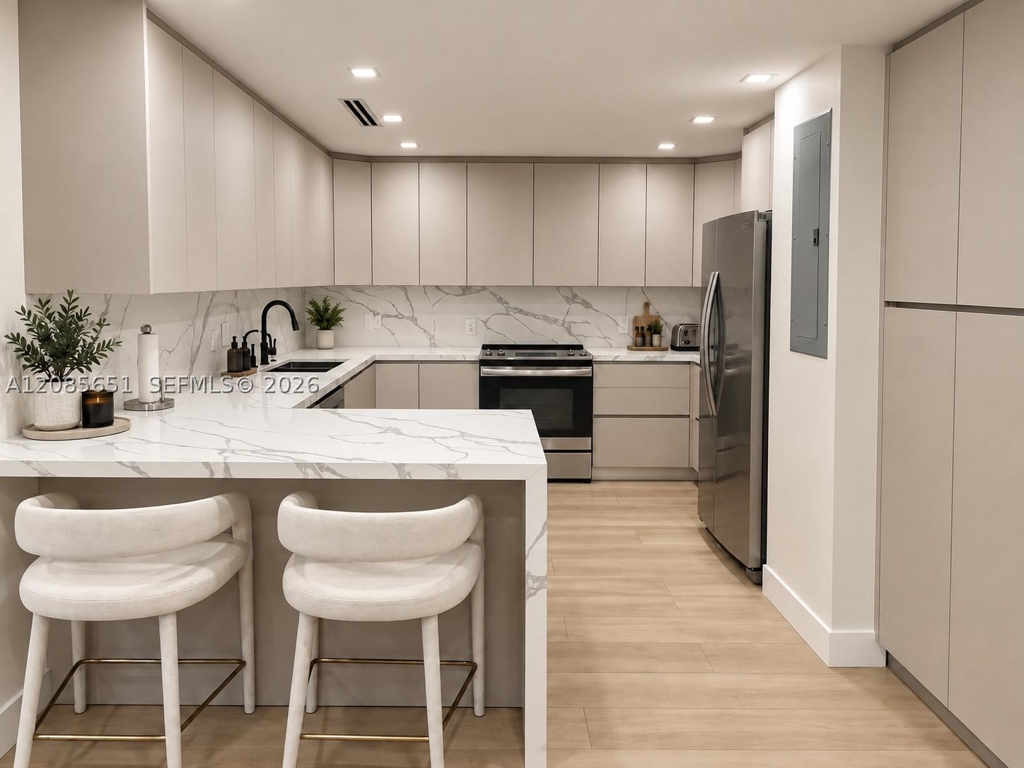 9801 Collins Ave #6E, Bal Harbour FL 33154